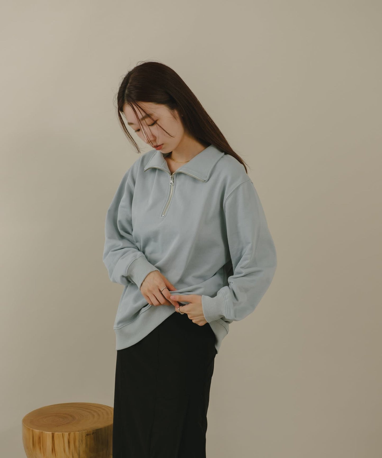 B 半拉鍊標誌衛衣