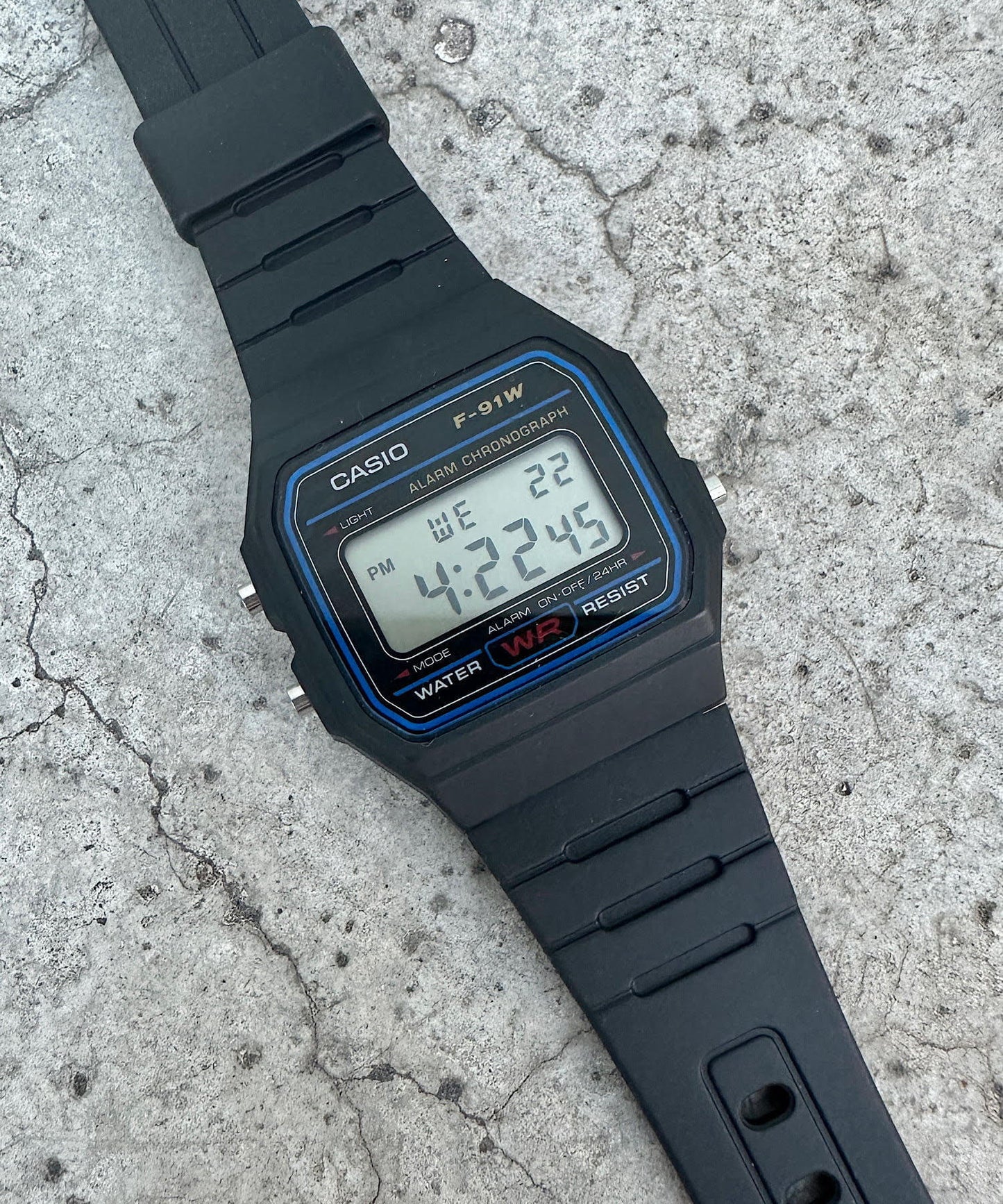 【CASIO】F-91W-1JH