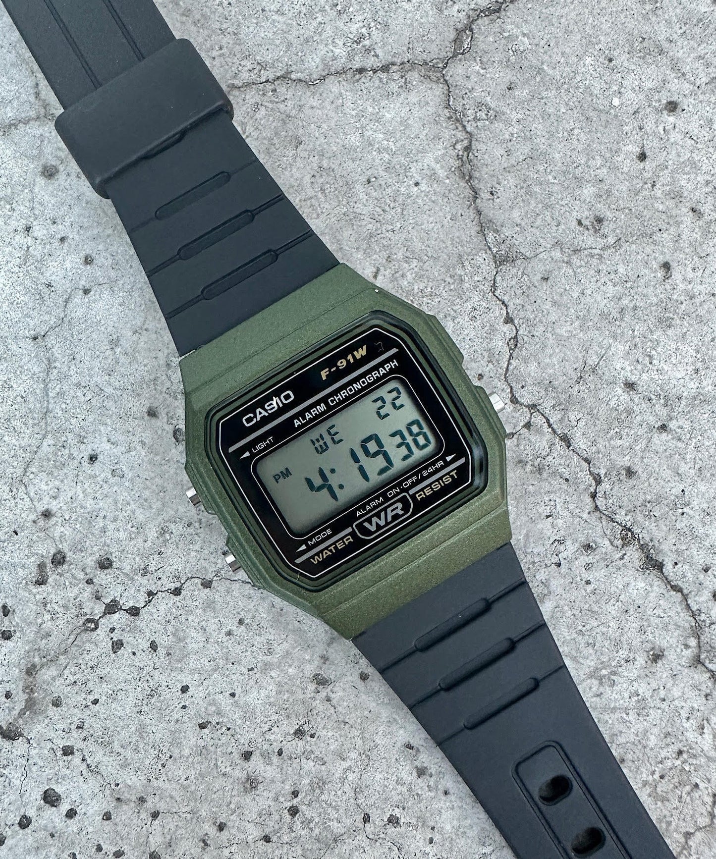 【CASIO】F-91W-1JH