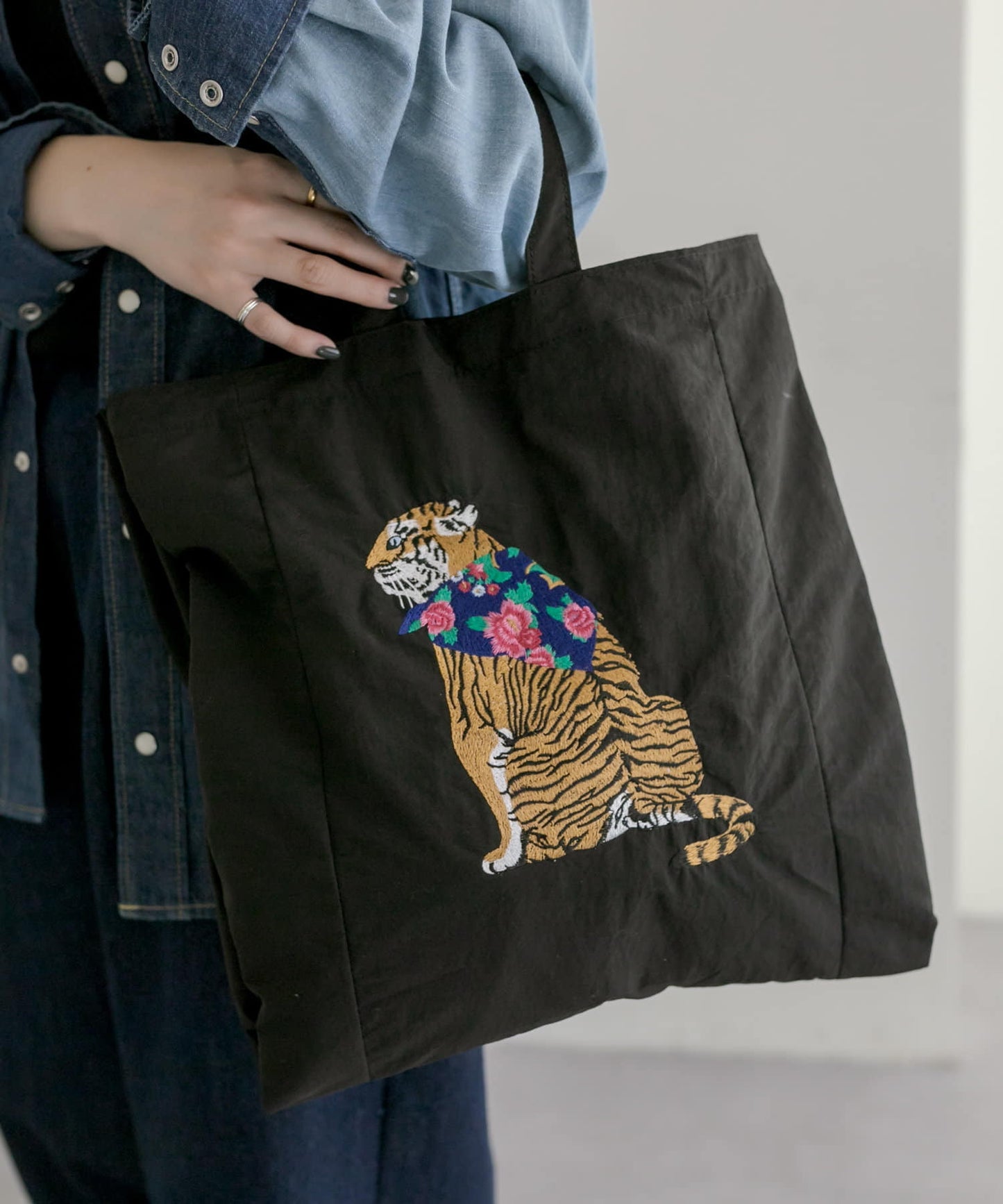 《!》動物刺繡手提包