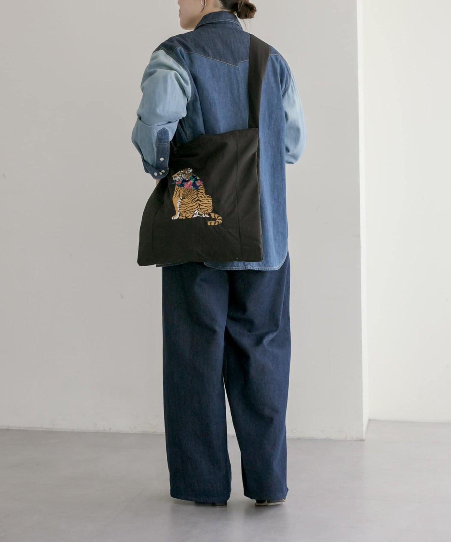 《!》動物刺繡手提包