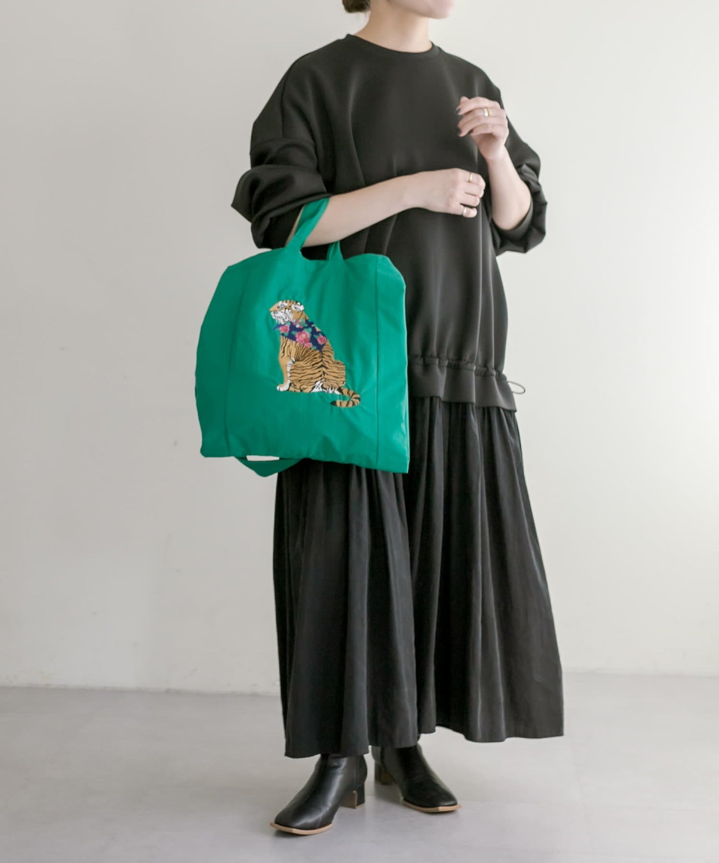 《!》動物刺繡手提包