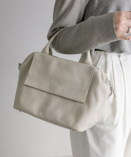 《人氣設計進化登場!/牛皮》皮革翻蓋2WAY包S號