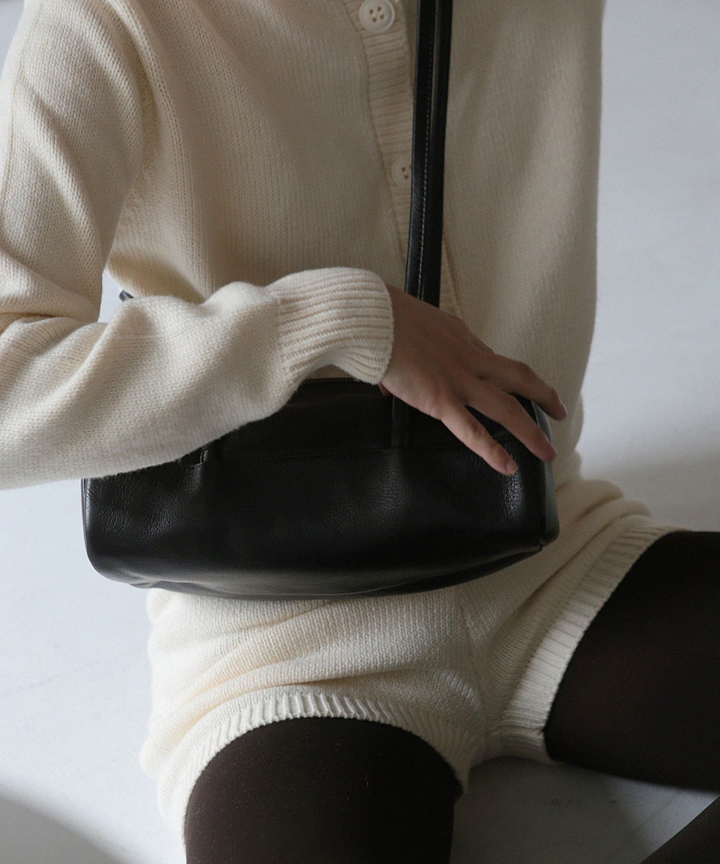 《韓國發/本革/潮流》【YURT(尤爾特)】TOMM盒子肩揹包