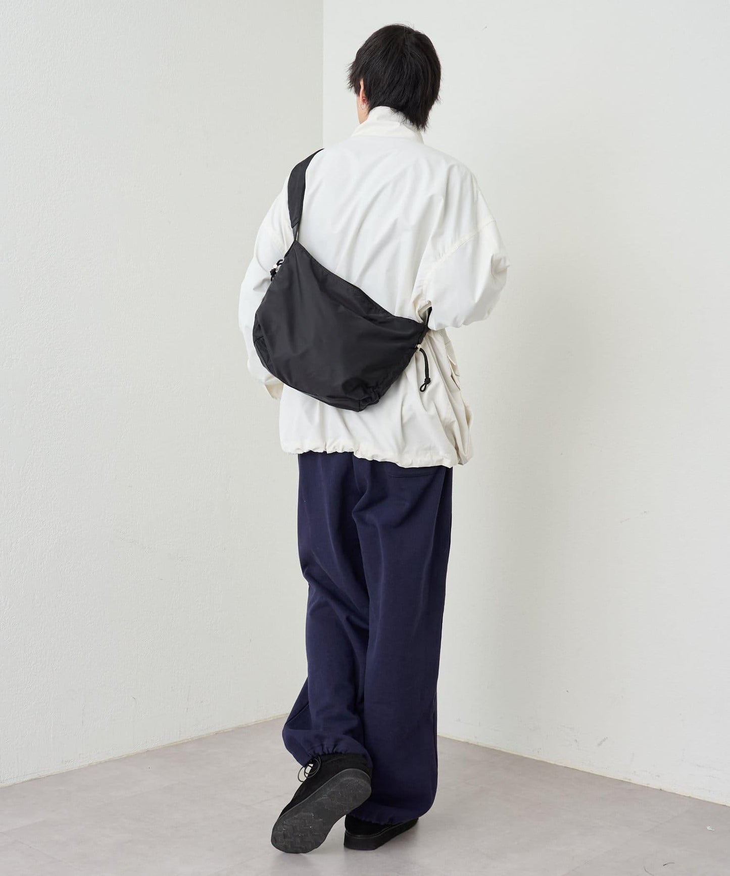 合成尼龍褶皺肩揹包