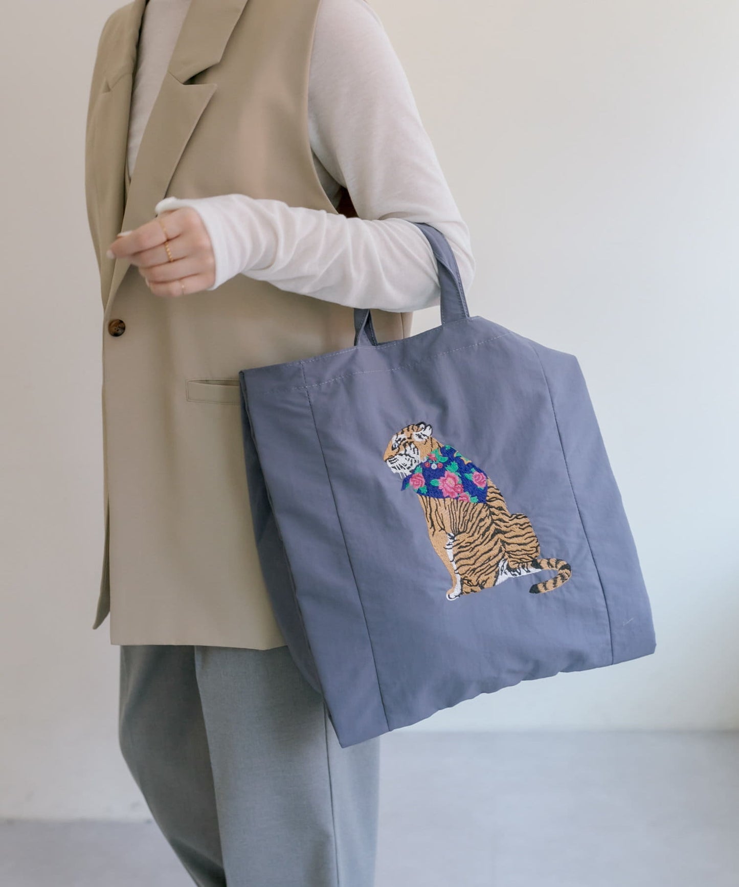 《!》動物刺繡手提包