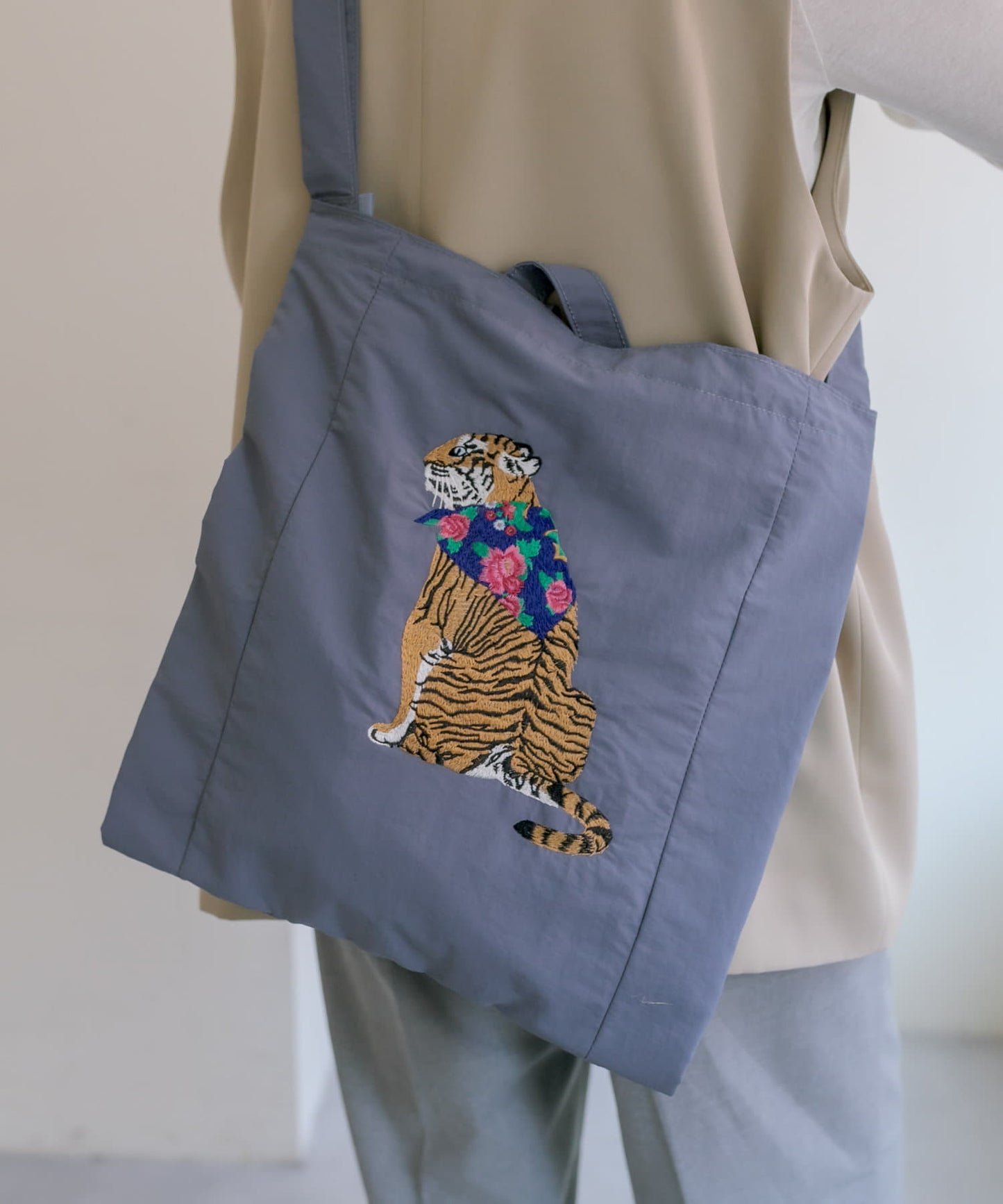 《!》動物刺繡手提包