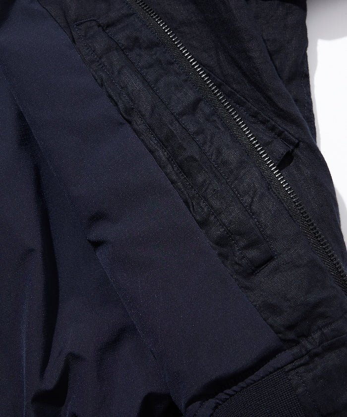 親,這個商品名稱沒有日文部分,直接輸出原文就可以啦: ```Linen Heli Crew Jacket```