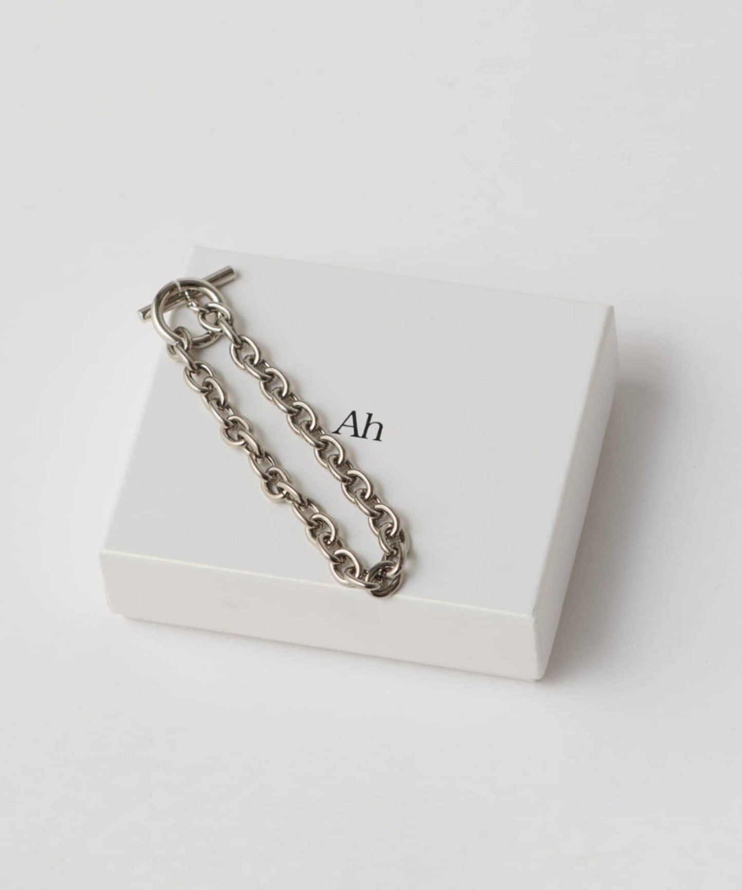 配飾品牌【Ah / 阿】中檔錨鈦手鍊