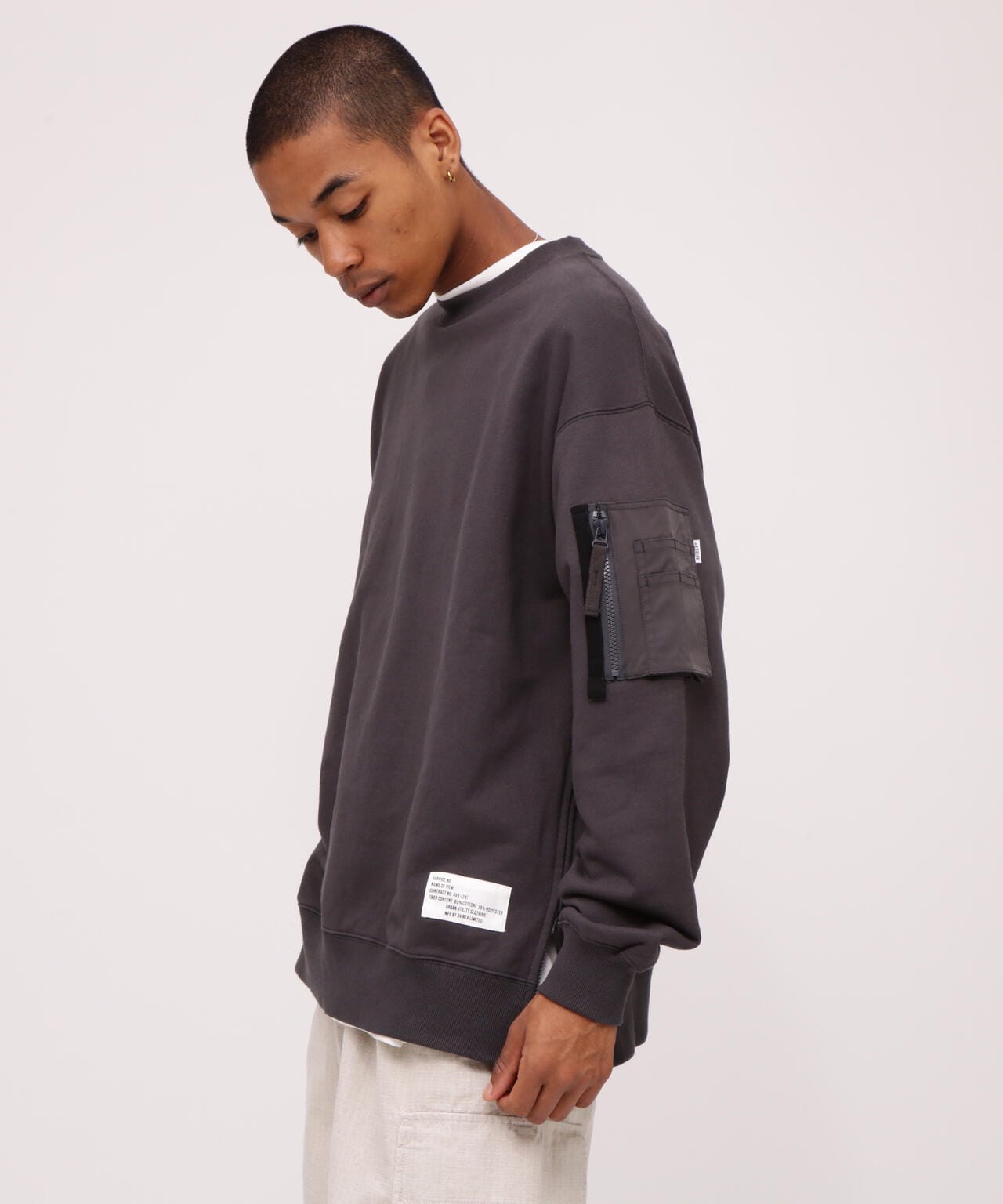 BAGGY FIT MIL. POCKET CREW NECK SWEAT