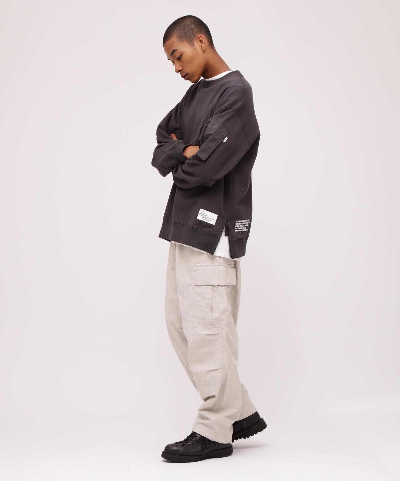 BAGGY FIT MIL. POCKET CREW NECK SWEAT