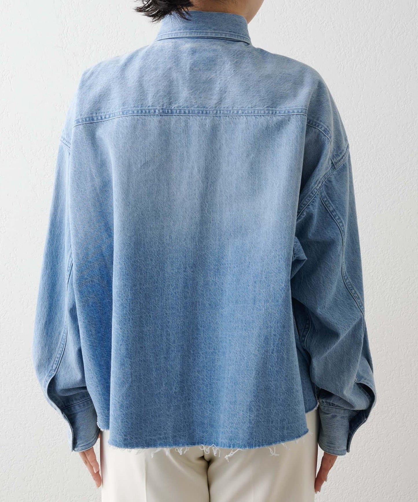 牛仔襯衫