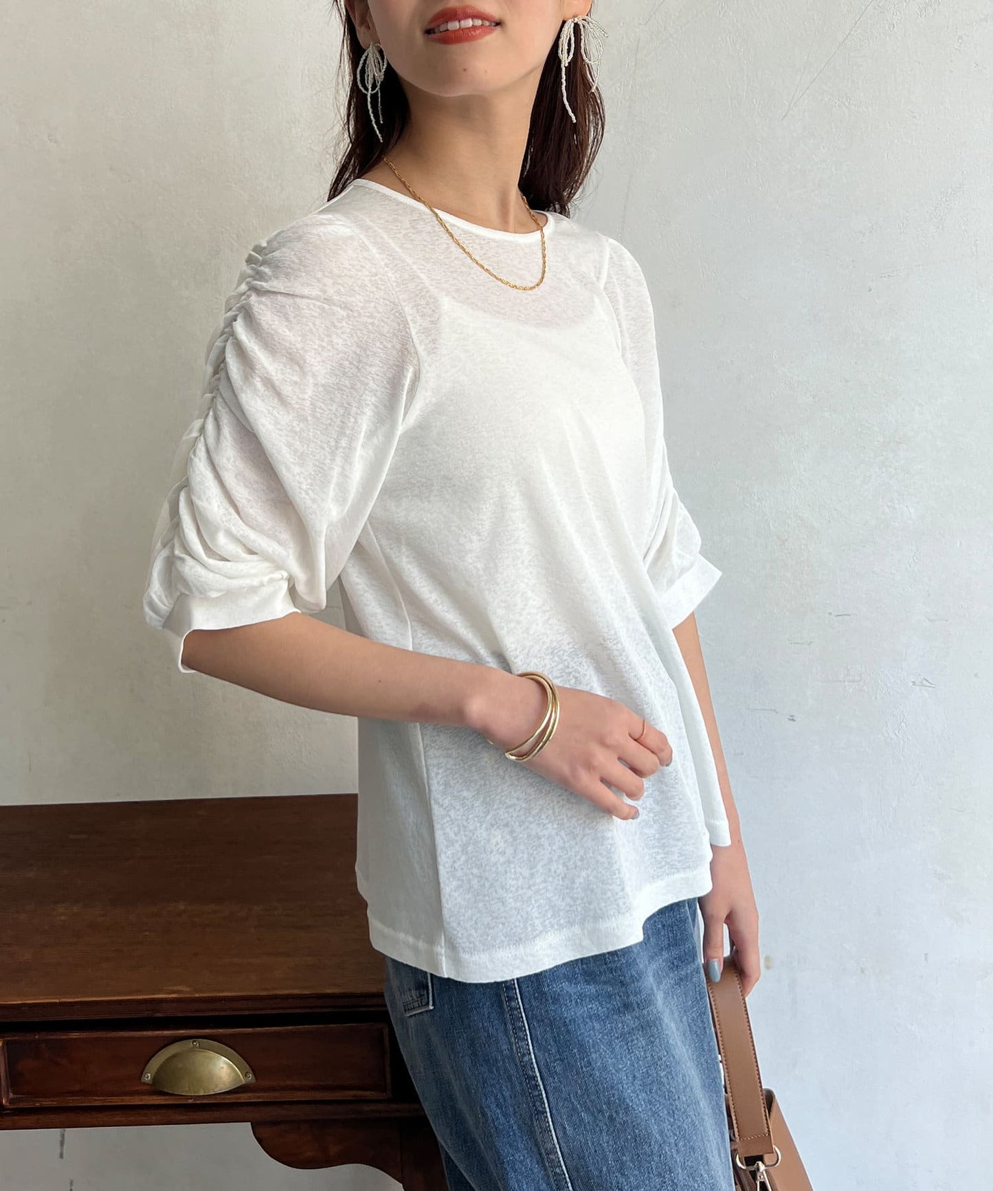 半透明亞麻袖子聚攏上衣