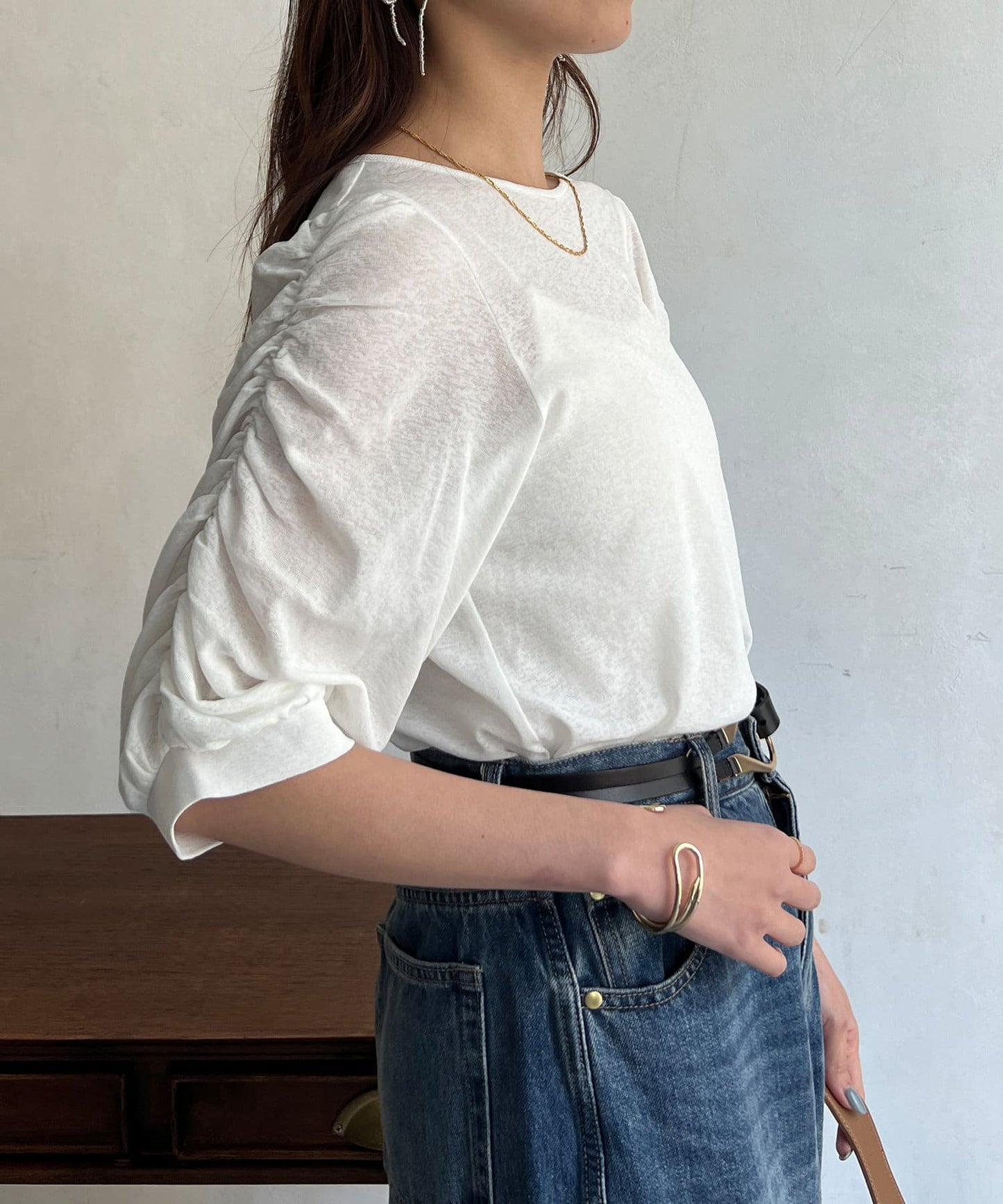 半透明亞麻袖子聚攏上衣