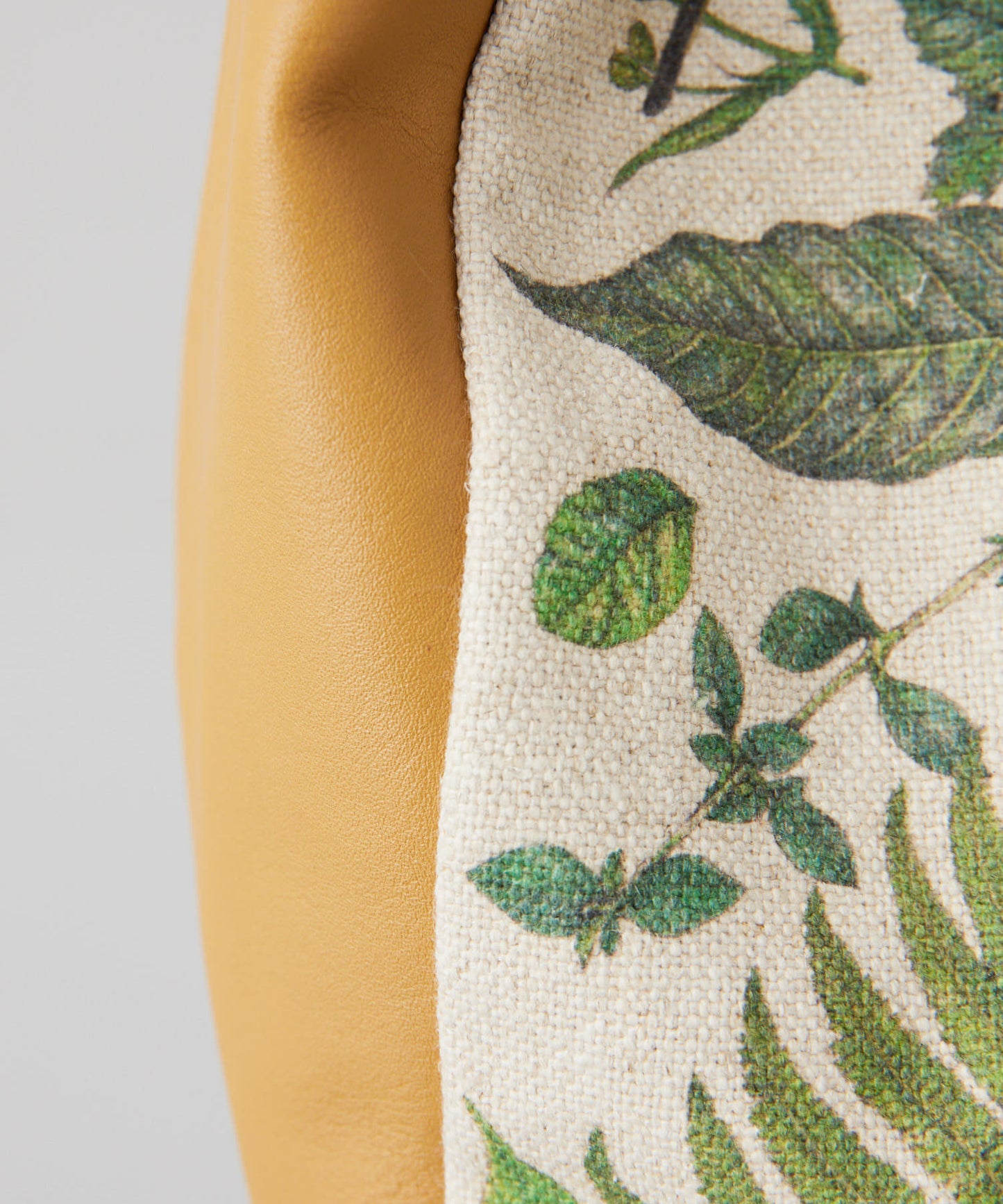 《人氣合作第二彈!》sampo×ear葉子圖案單把手手提包