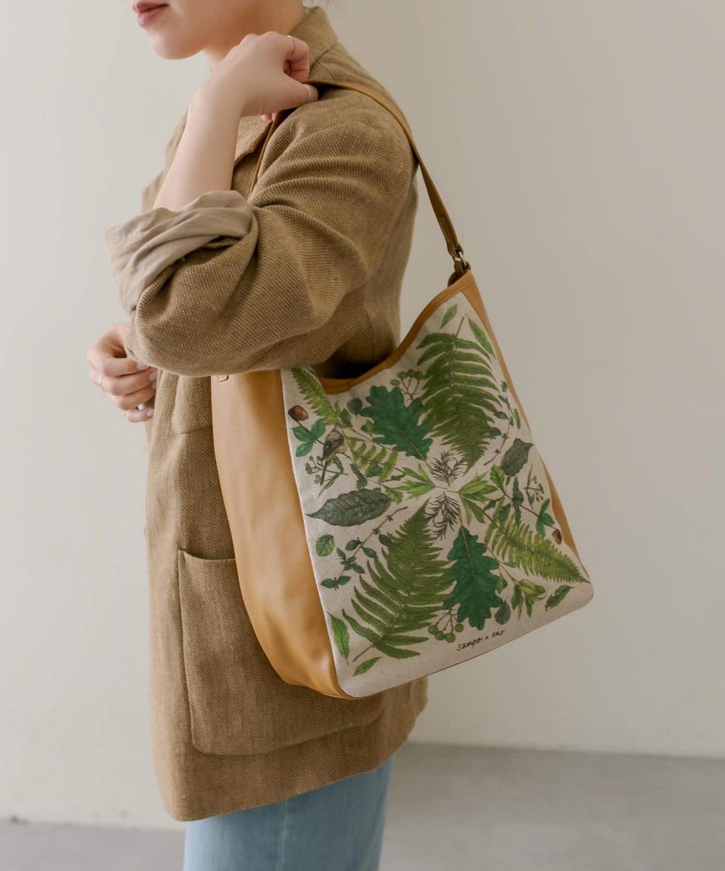 《人氣合作第二彈!》sampo×ear葉子圖案單把手手提包