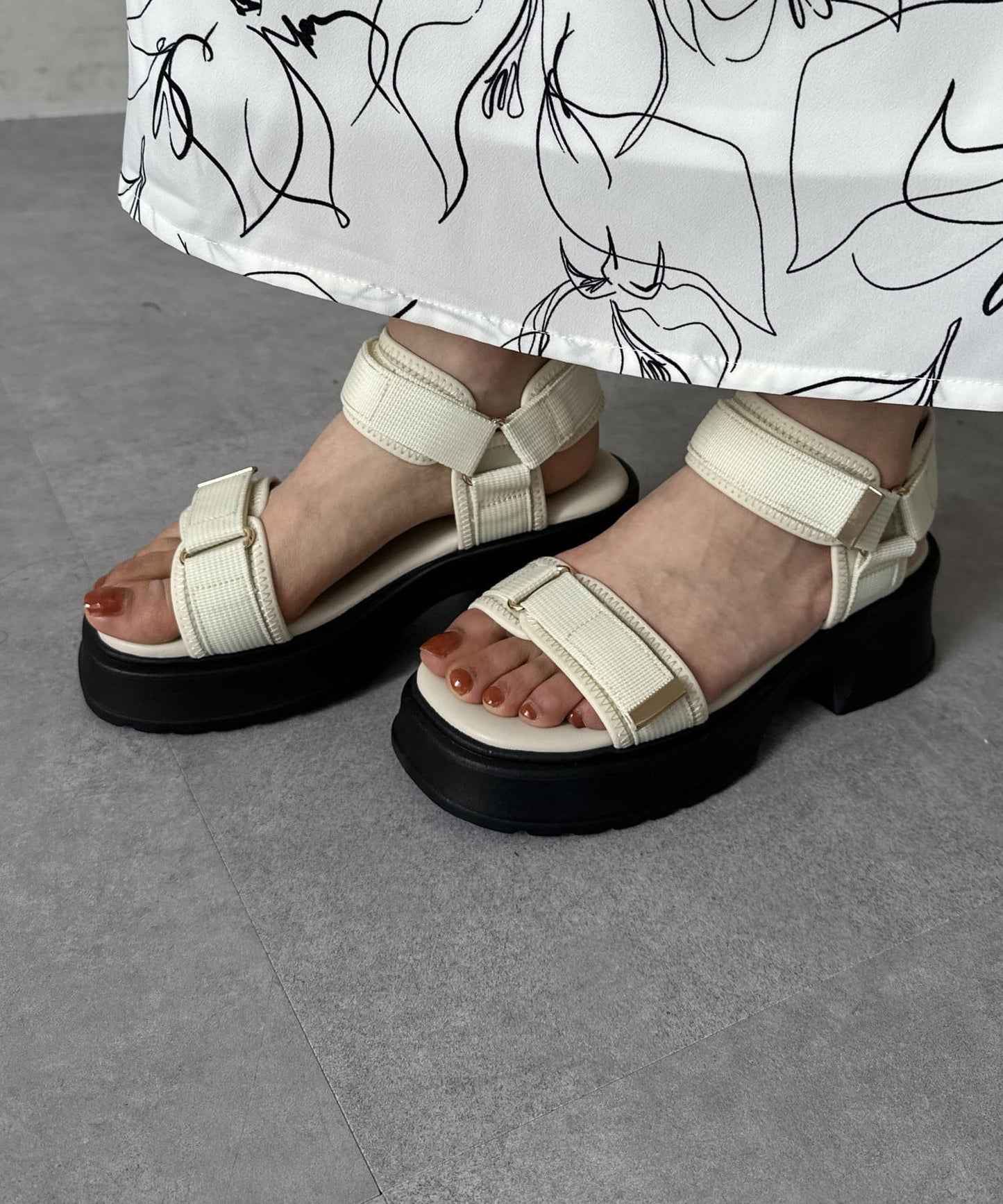 厚底魔術貼GLD涼鞋