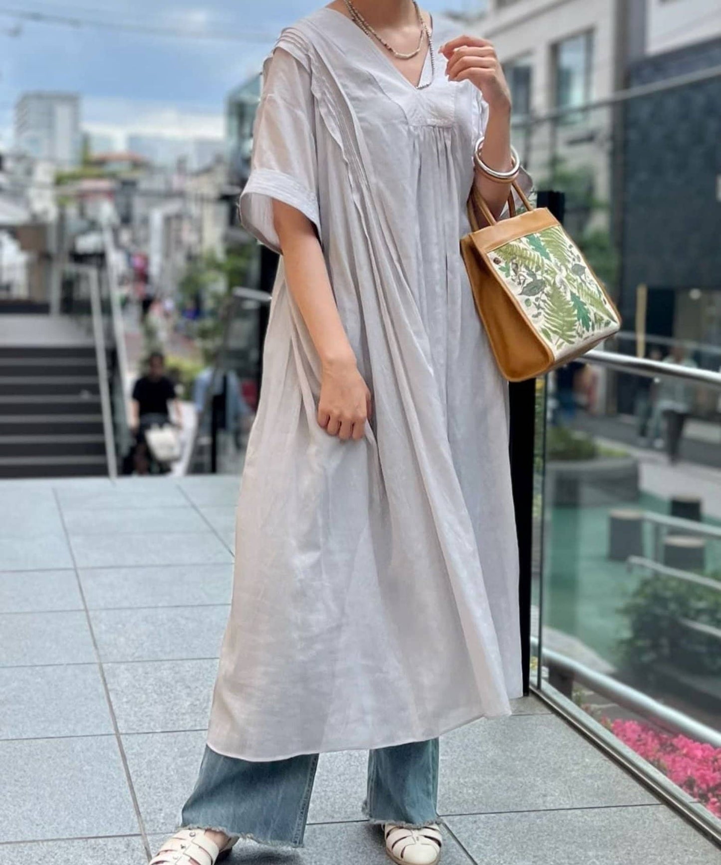 《人氣合作第二彈!/真皮》sampo×ear葉子圖案帶肩帶手提包