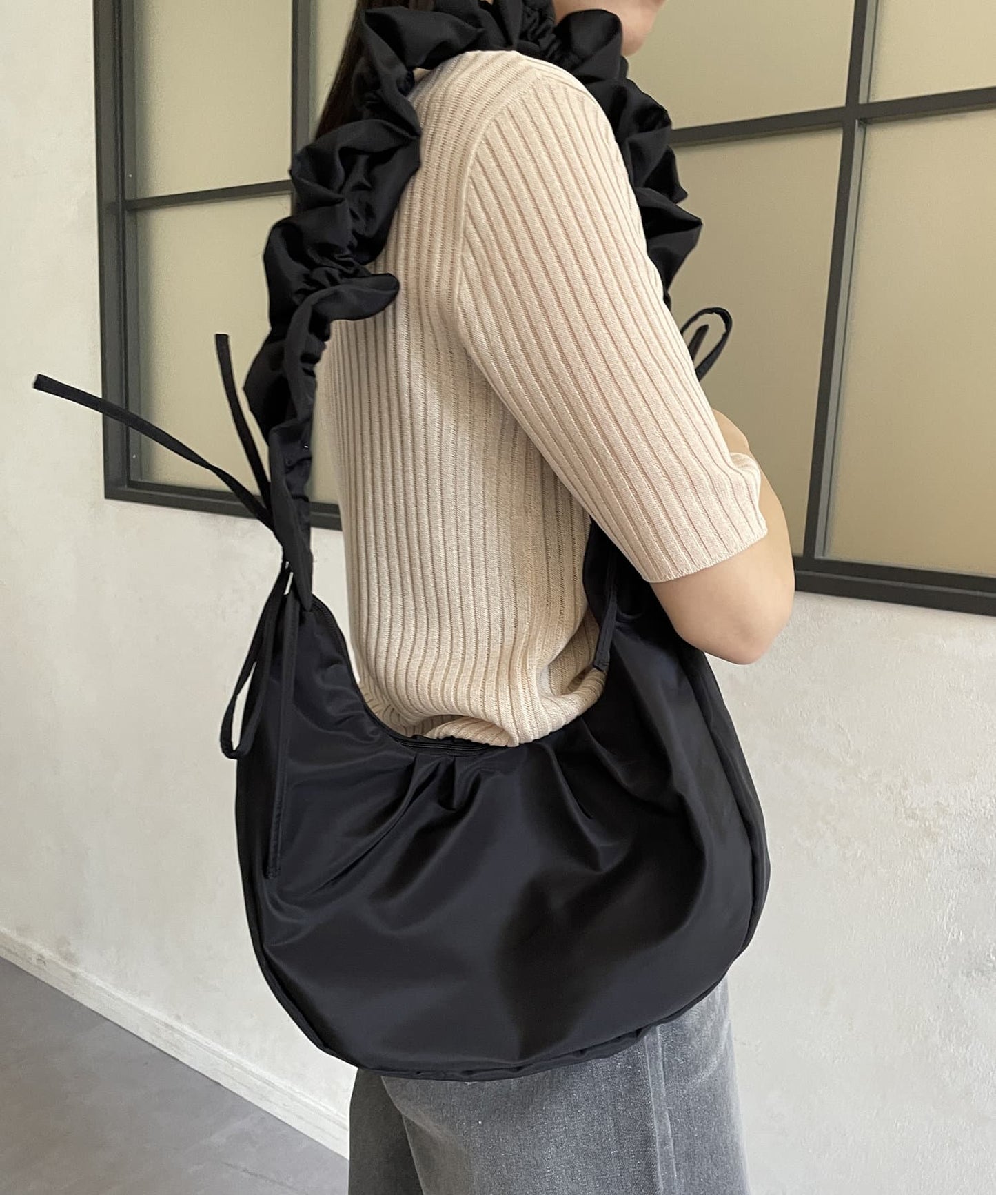 手柄收褶尼龍包