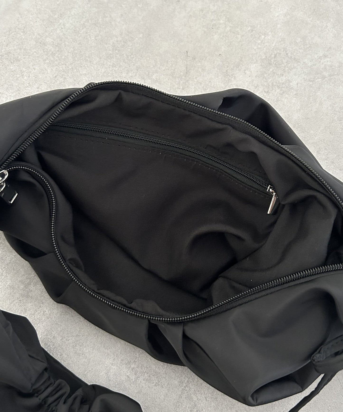 手柄收褶尼龍包