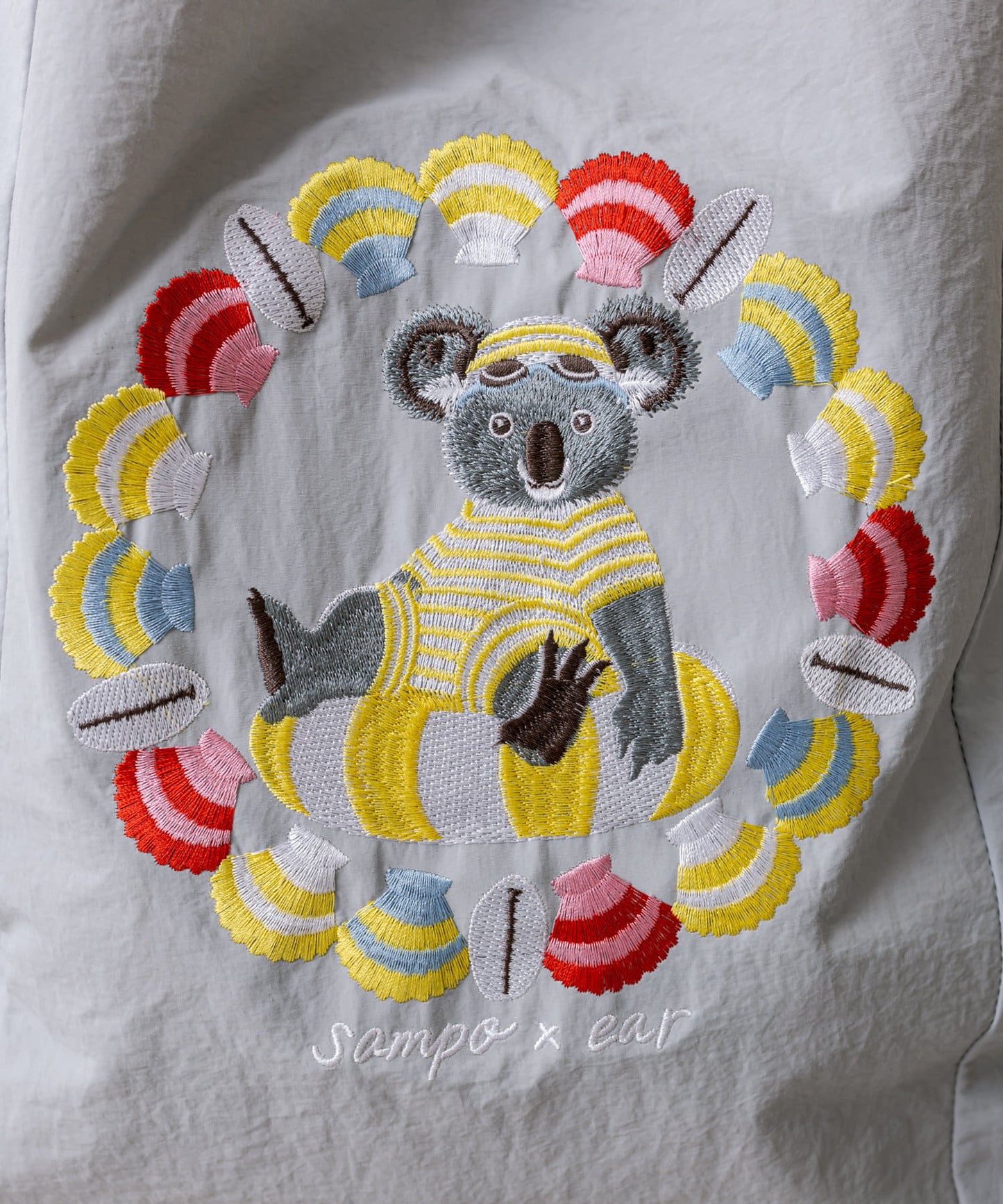 《人氣合作第三彈!/A4尺寸適用/輕便/雙肩》sampo×ear 動物刺繡手提包