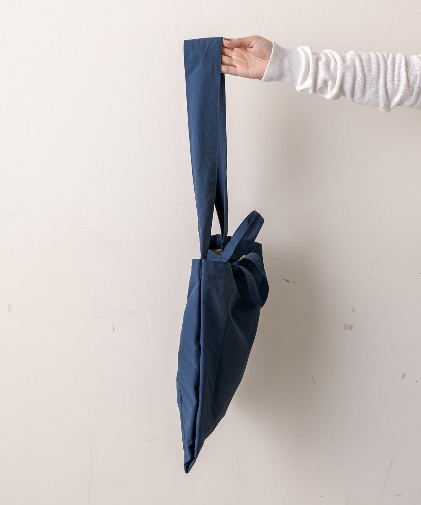 《人氣合作第三彈!/A4尺寸適用/輕便/雙肩》sampo×ear 動物刺繡手提包