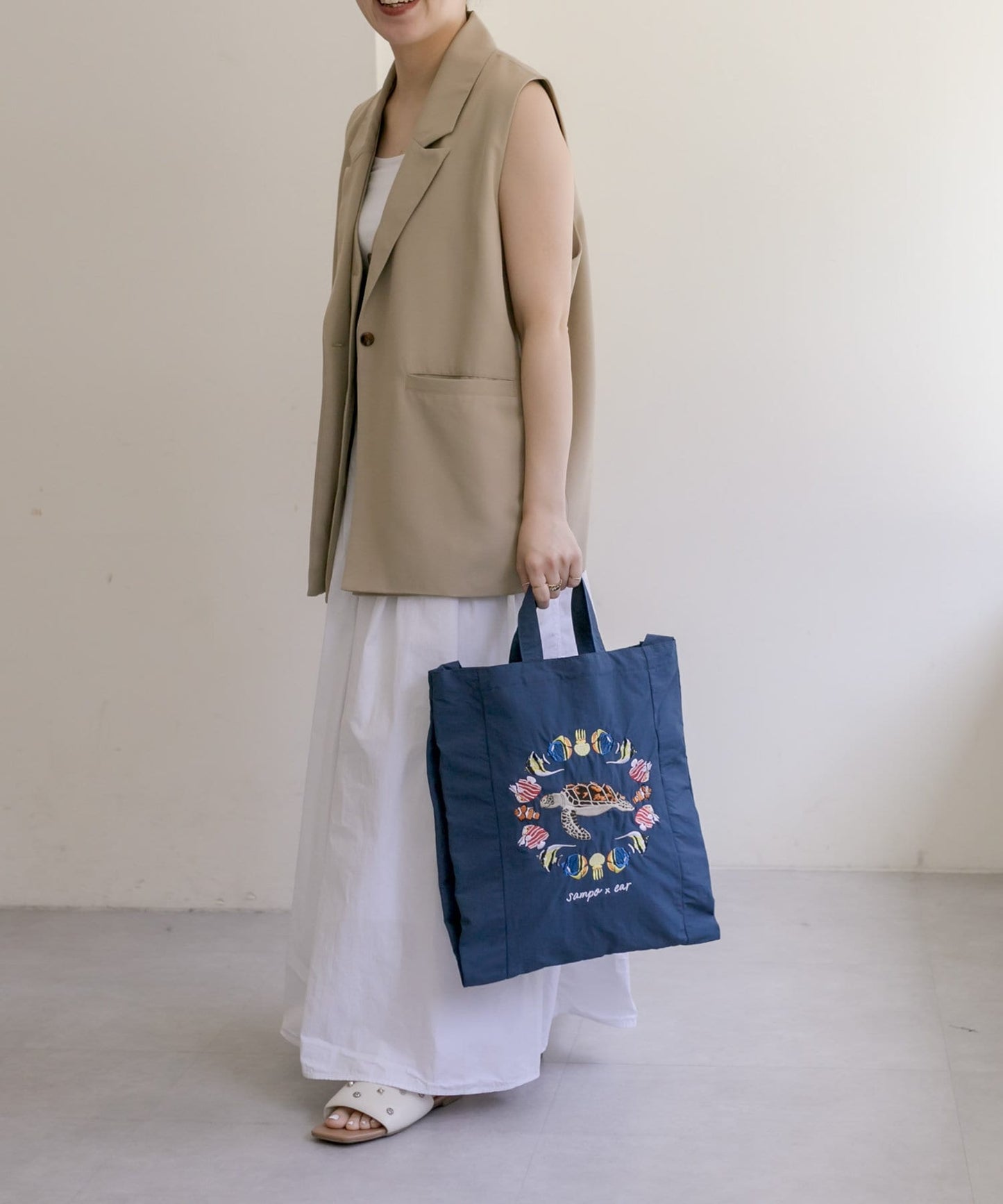 《人氣合作第三彈!/A4尺寸適用/輕便/雙肩》sampo×ear 動物刺繡手提包