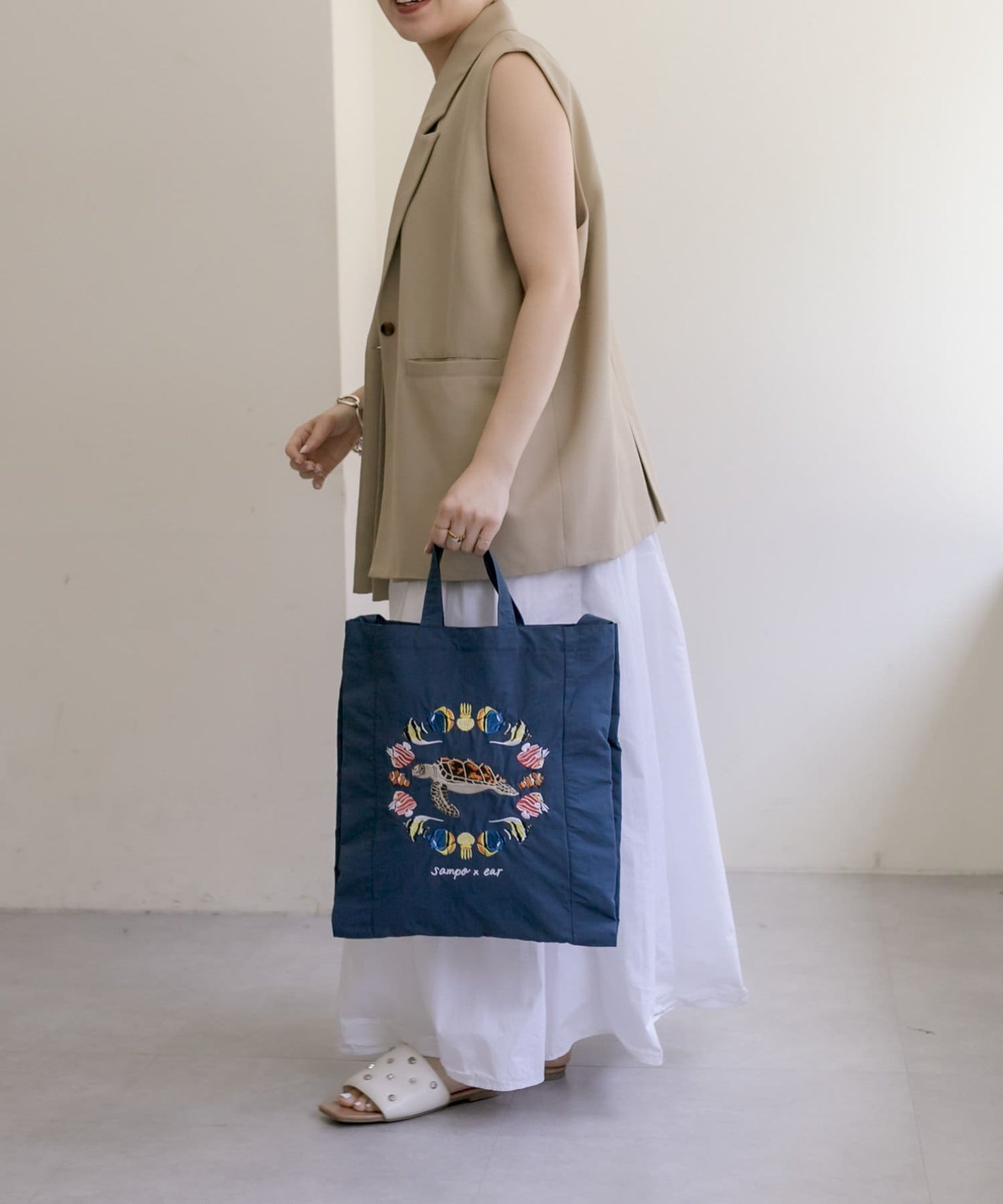 《人氣合作第三彈!/A4尺寸適用/輕便/雙肩》sampo×ear 動物刺繡手提包