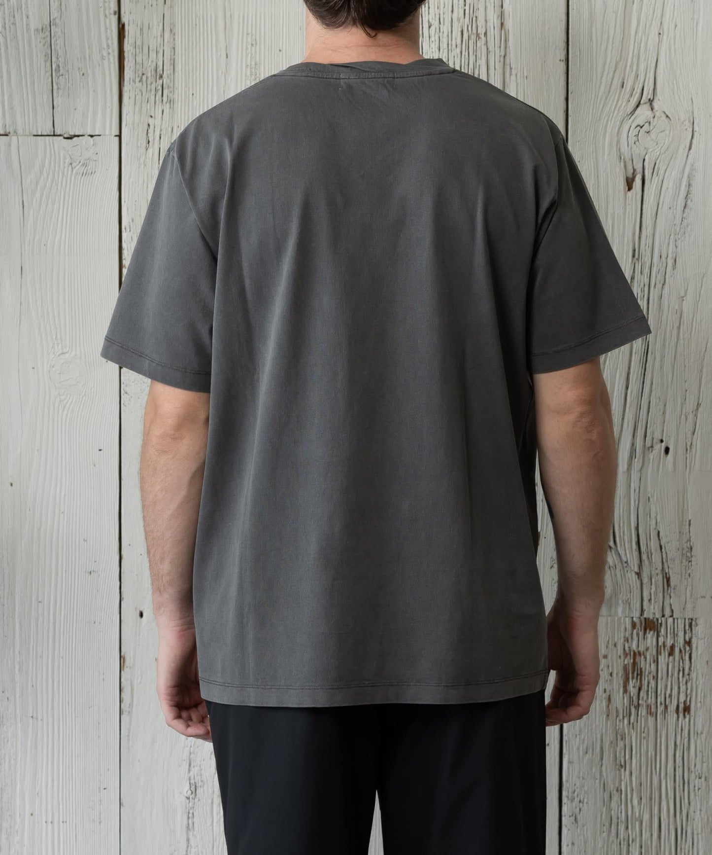 【範例】平滑棉質服裝染V領T-shirt