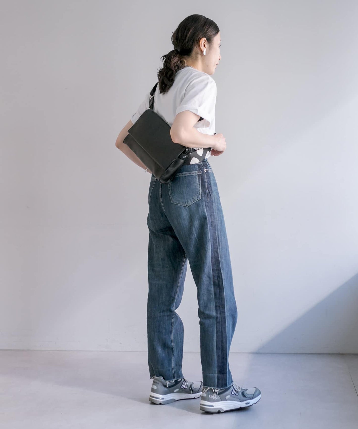 高評價No.1《真皮/斜挎包/男女通用》印花寬帶肩揹包