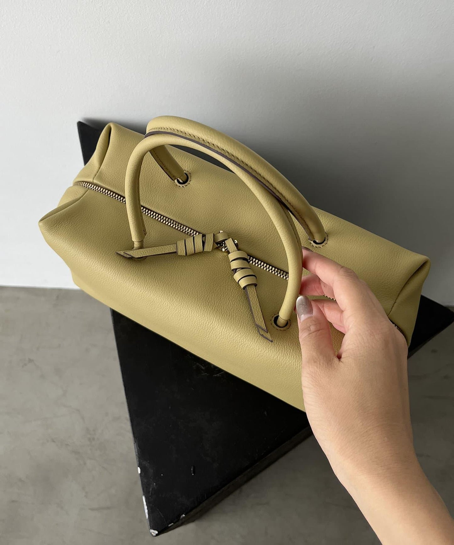 <tov/託芙>康妮寬款波士頓包