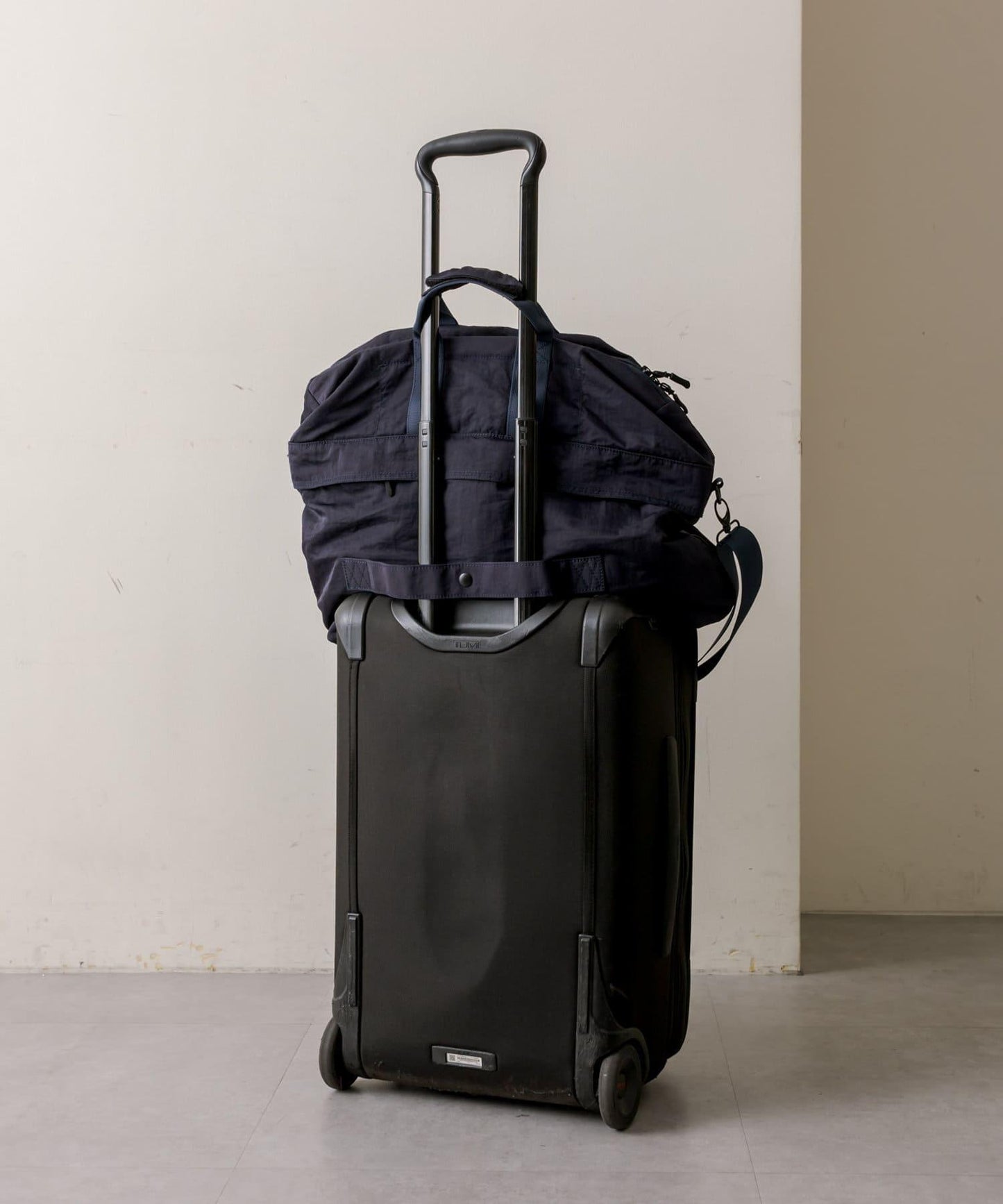 "旅行或出差方便使用!/輕便/登機箱/雙肩" 多功能手提袋 L號