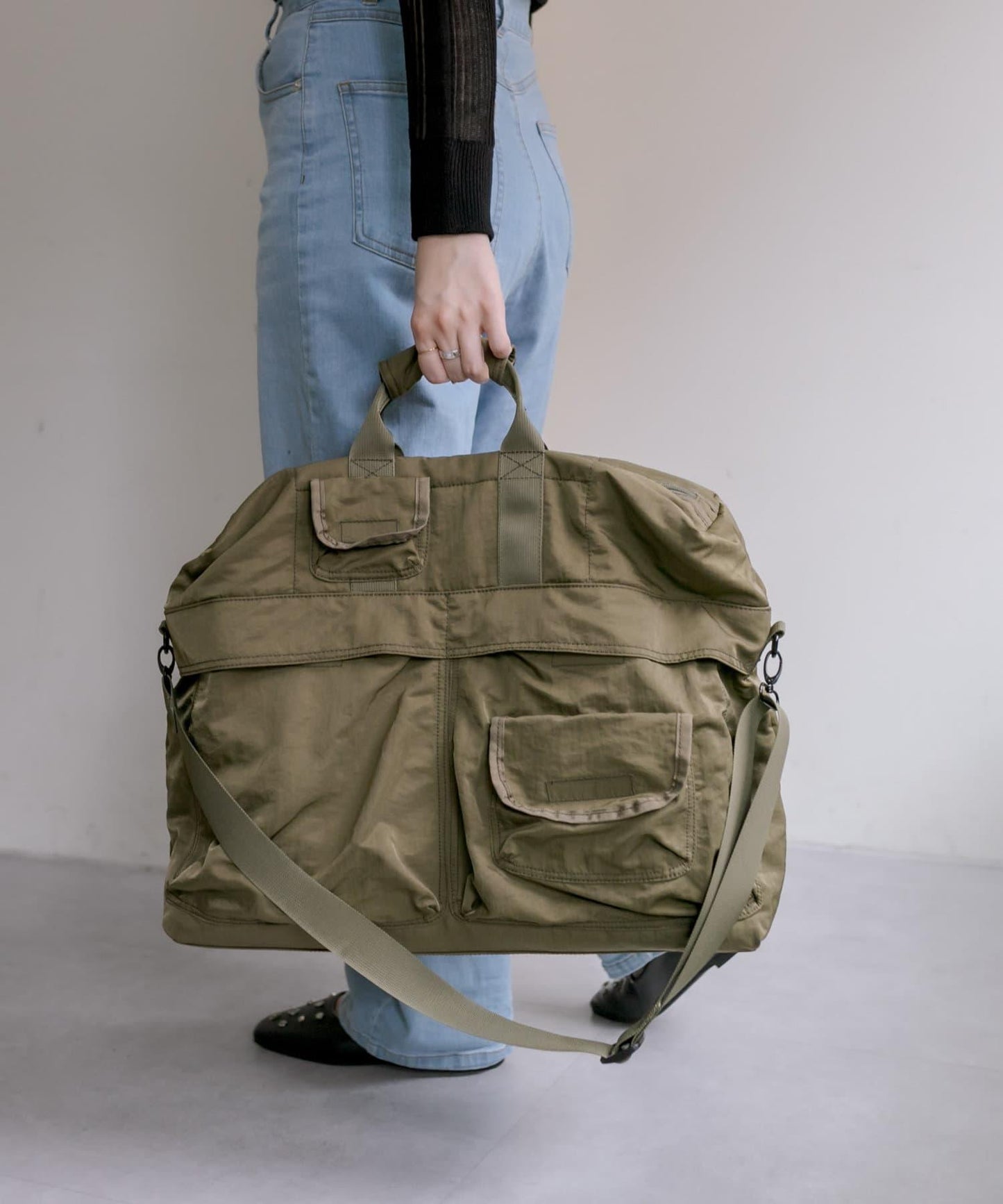 "旅行或出差方便使用!/輕便/登機箱/雙肩" 多功能手提袋 L號