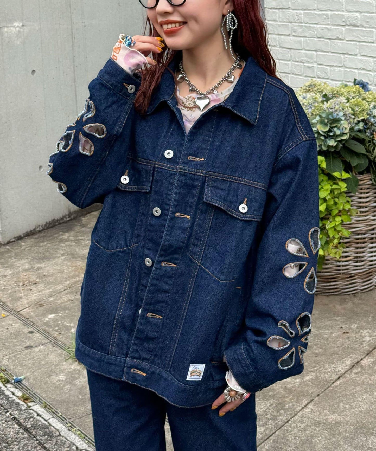 【2024AW】【HELLO.SANFRANCISCO/你好,舊金山】花朵剪裁牛仔夾克
