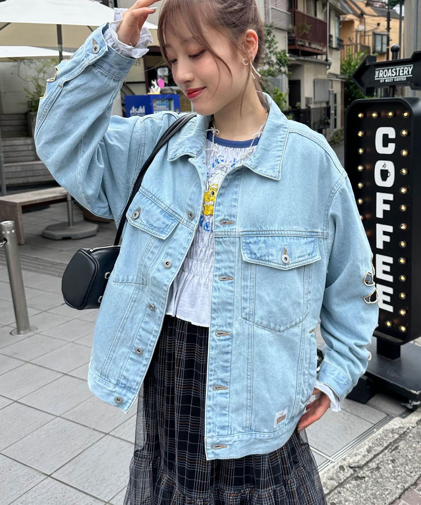 【2024AW】【HELLO.SANFRANCISCO/你好,舊金山】花朵剪裁牛仔夾克