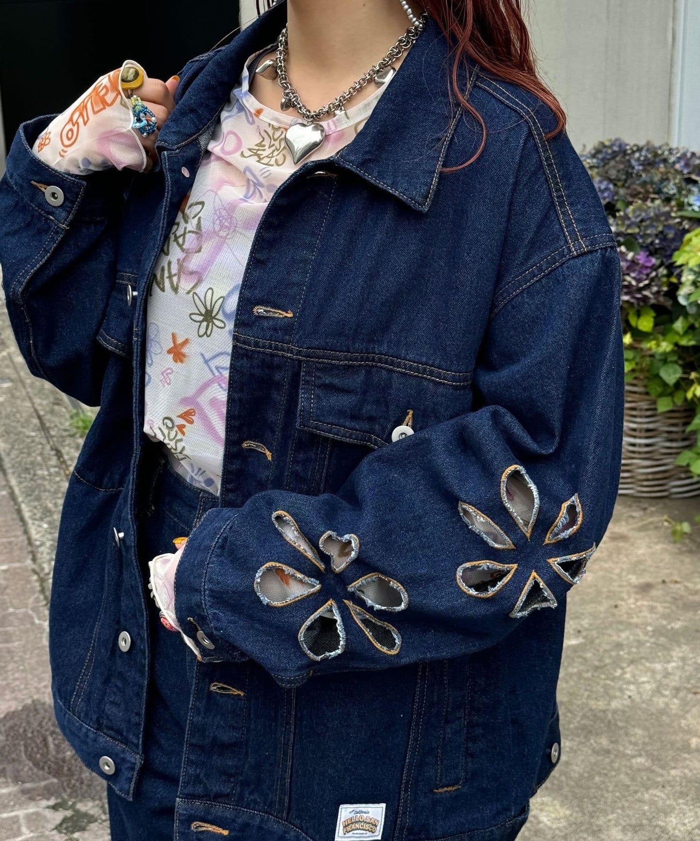【2024AW】【HELLO.SANFRANCISCO/你好,舊金山】花朵剪裁牛仔夾克
