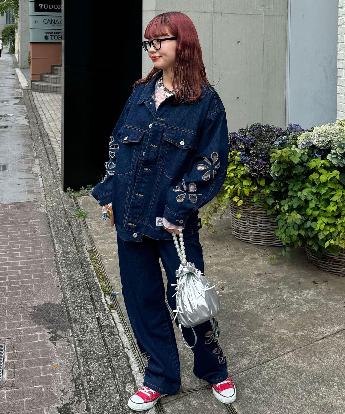 【2024AW】【HELLO.SANFRANCISCO/你好,舊金山】花朵剪裁牛仔夾克