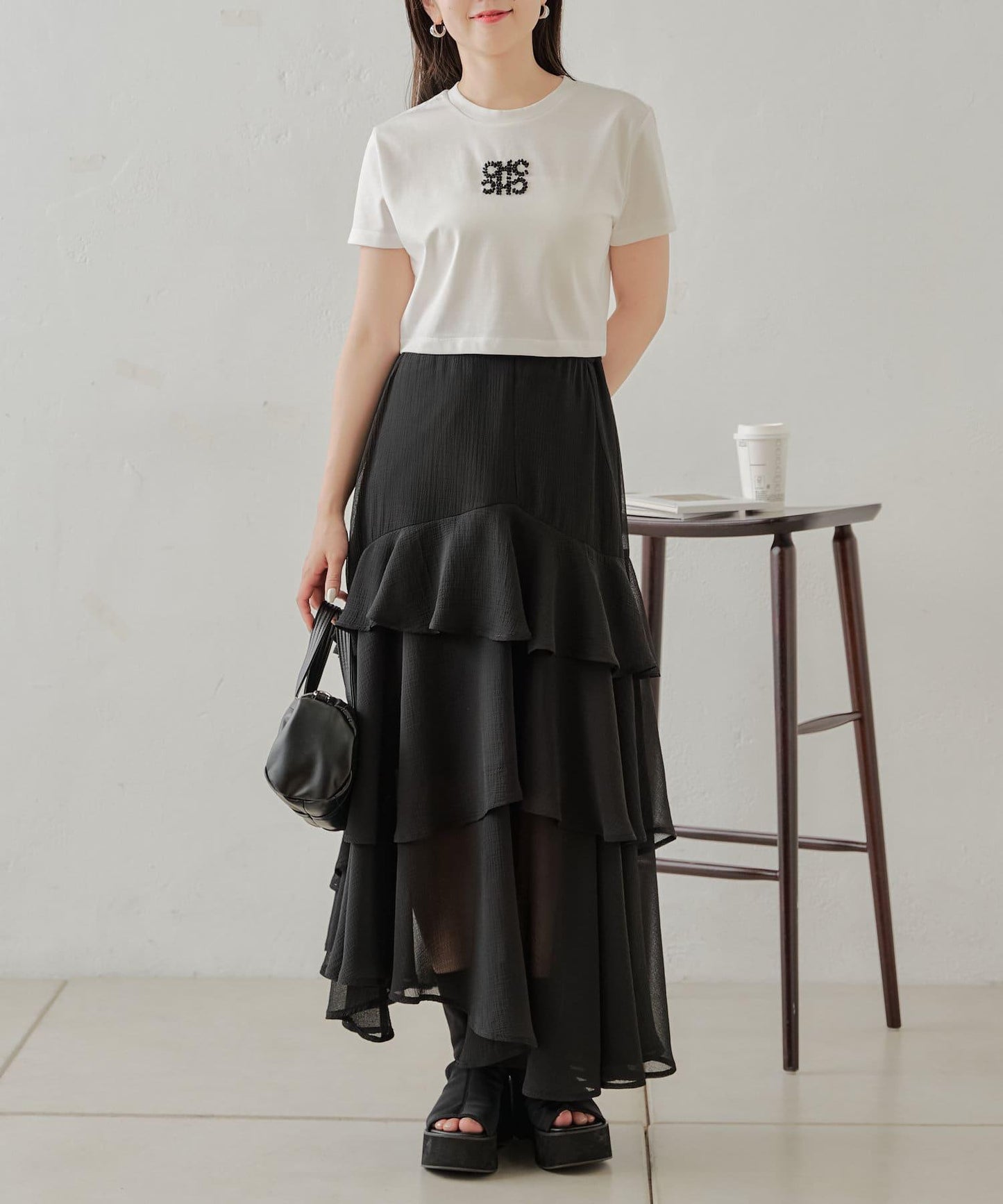 【2024AW】珠片LOGO刺繡小T-shirt