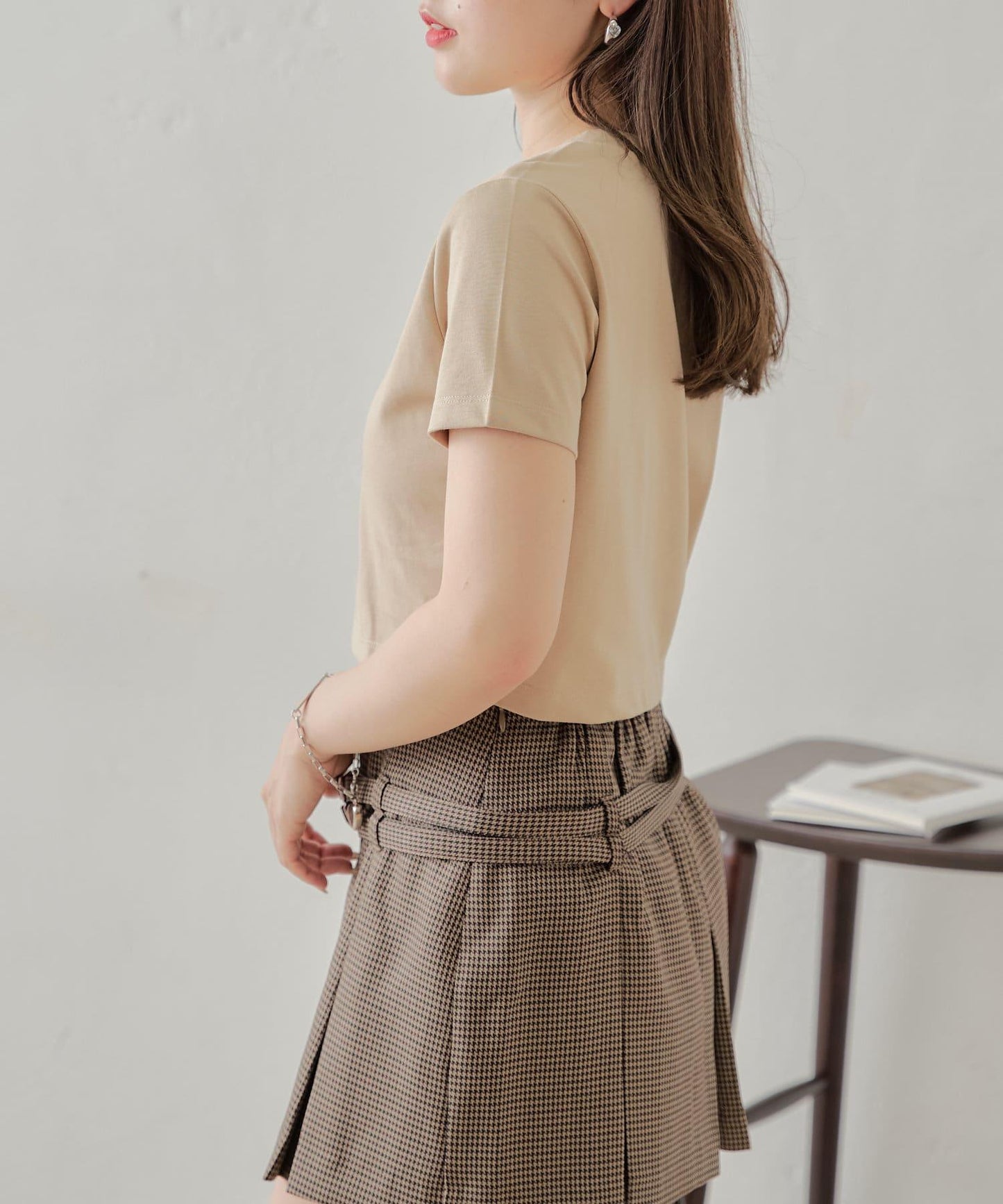 【2024AW】珠片LOGO刺繡小T-shirt