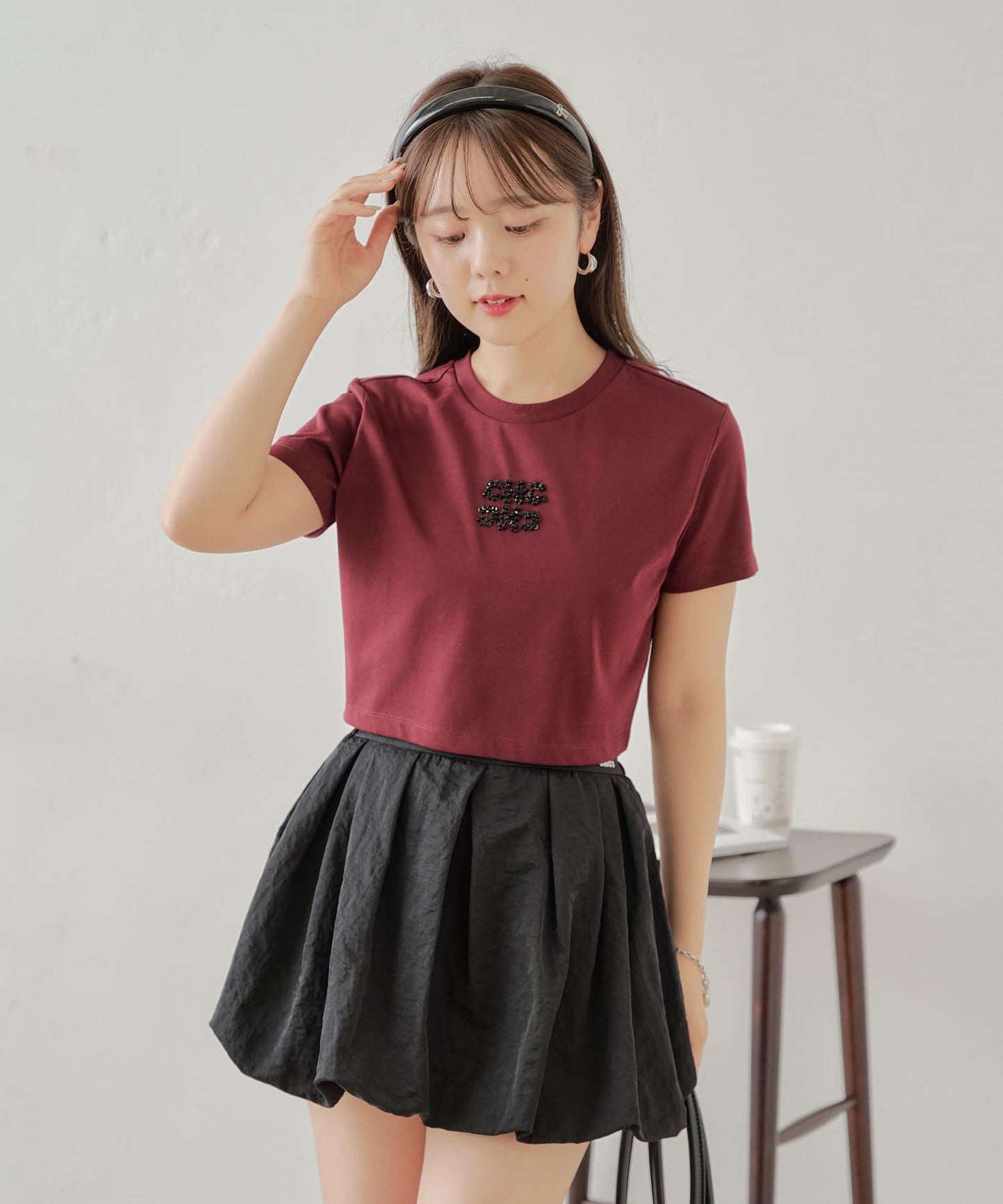 【2024AW】珠片LOGO刺繡小T-shirt