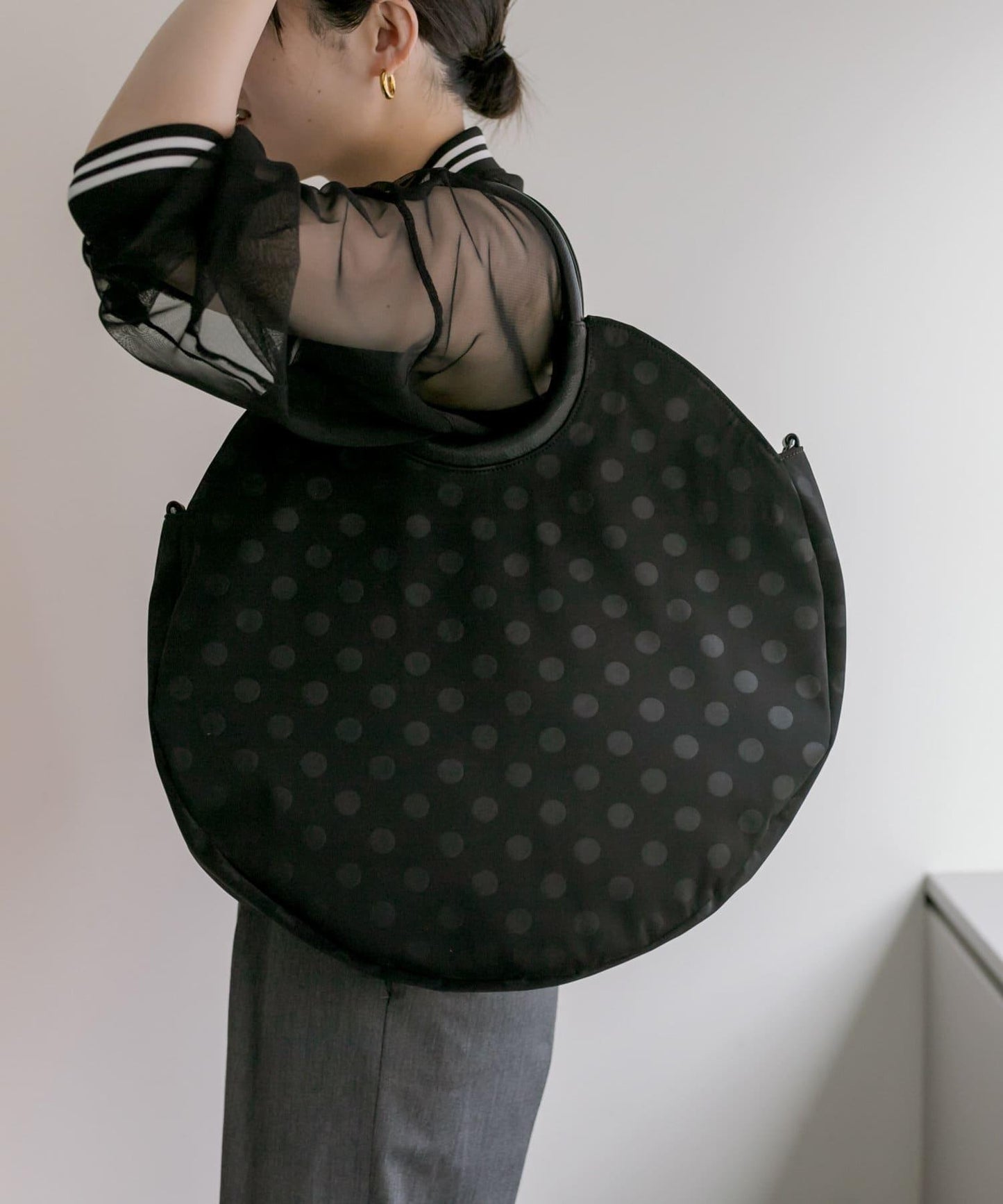 A4尺寸適用/防水/雙肩/點點圖案/復古/復刻 圓形大號手提包