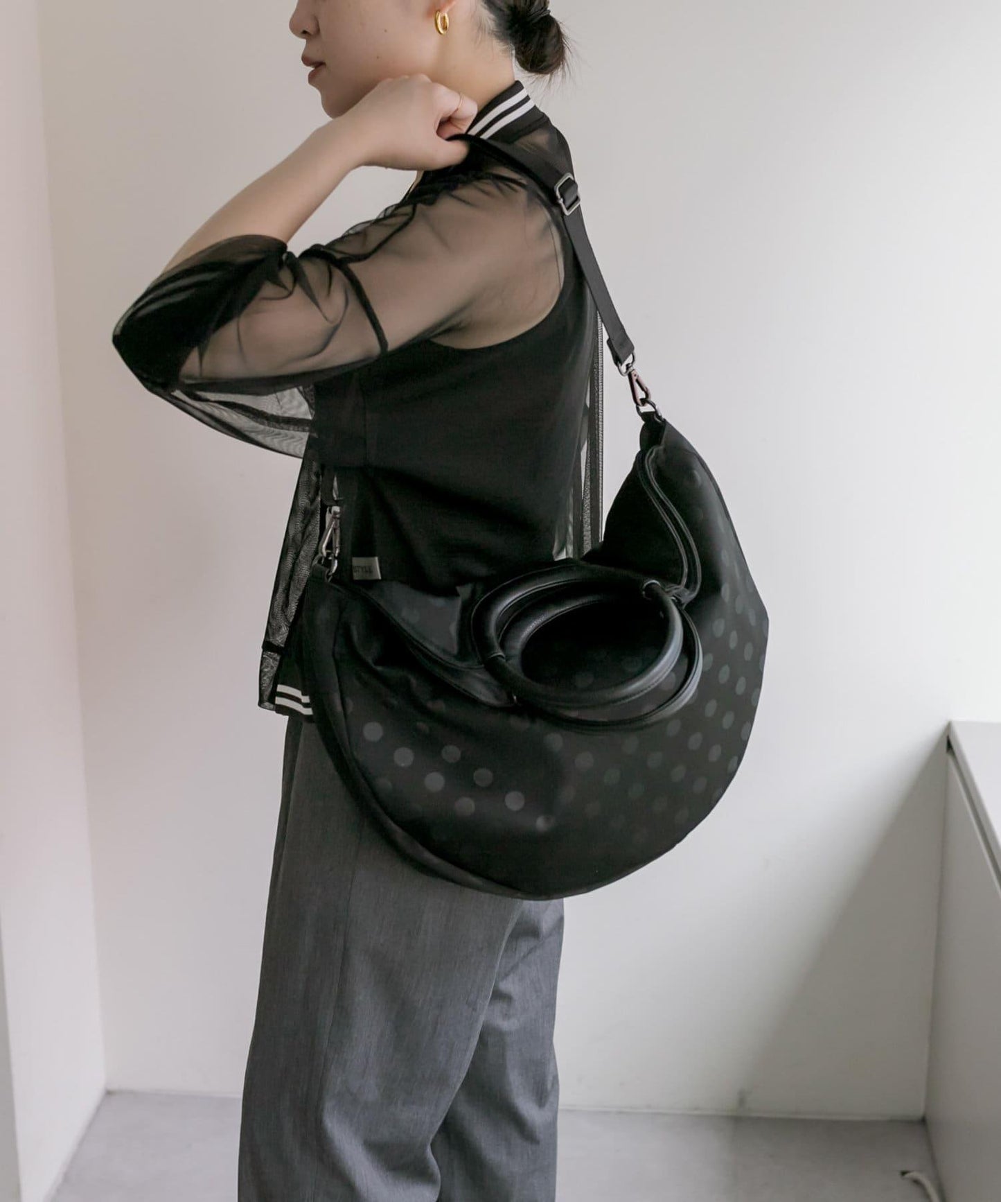 A4尺寸適用/防水/雙肩/點點圖案/復古/復刻 圓形大號手提包