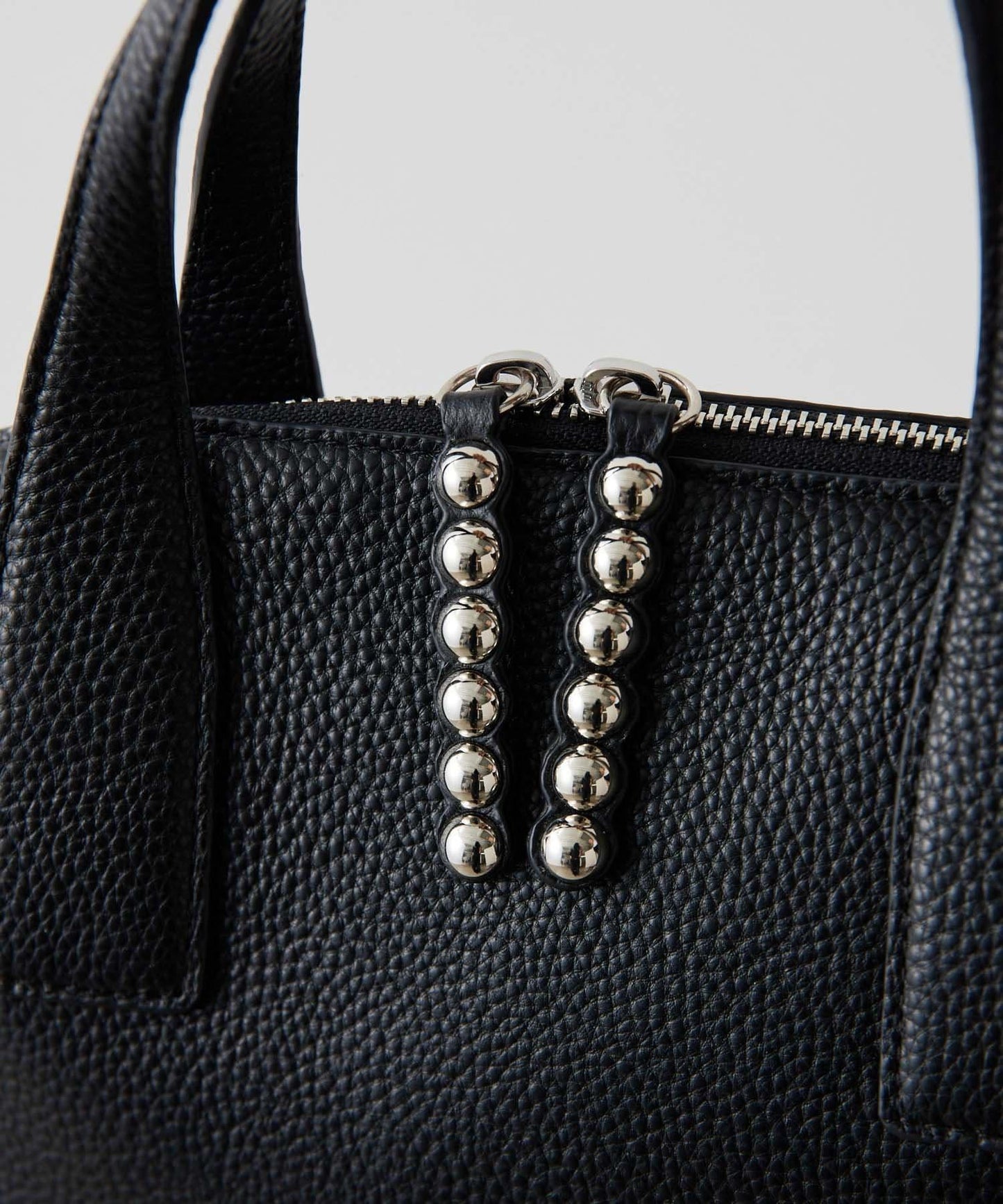 真皮/500毫升寵物瓶也能放入!/帶肩帶/兩用 鉚釘波士頓包