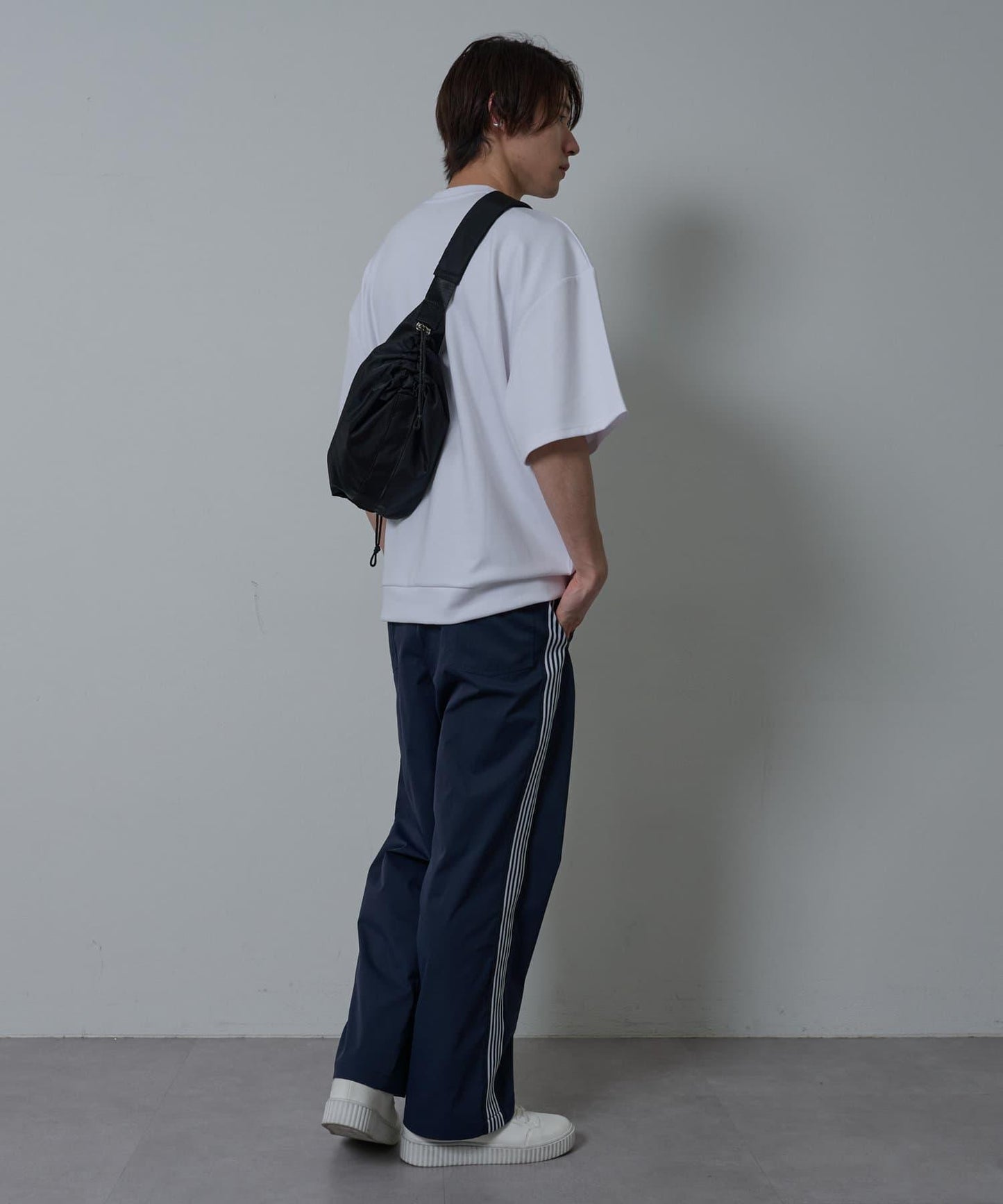 合成尼龍褶皺肩揹包