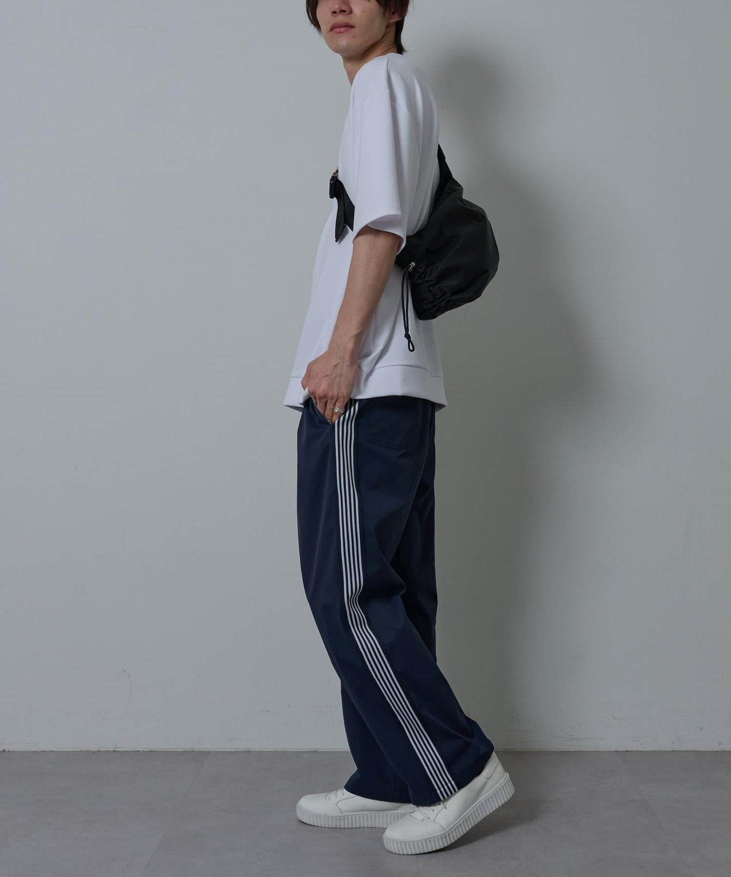 合成尼龍褶皺肩揹包