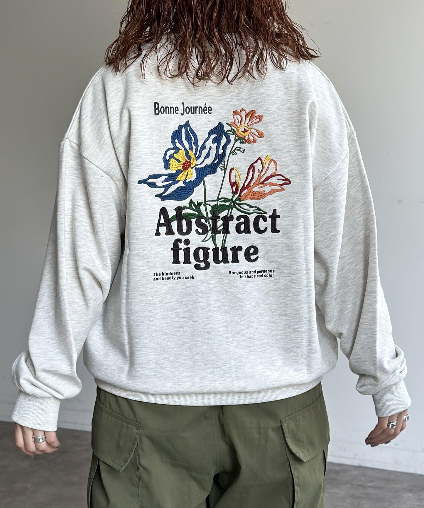 多色刺繡衛衣