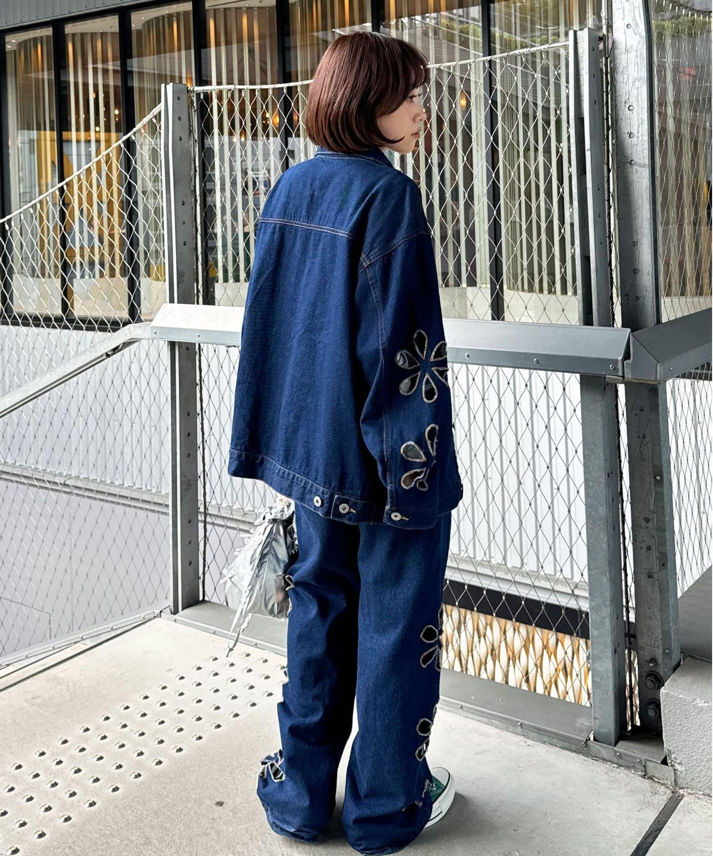 【2024AW】【HELLO.SANFRANCISCO/你好,舊金山】花朵剪裁牛仔褲