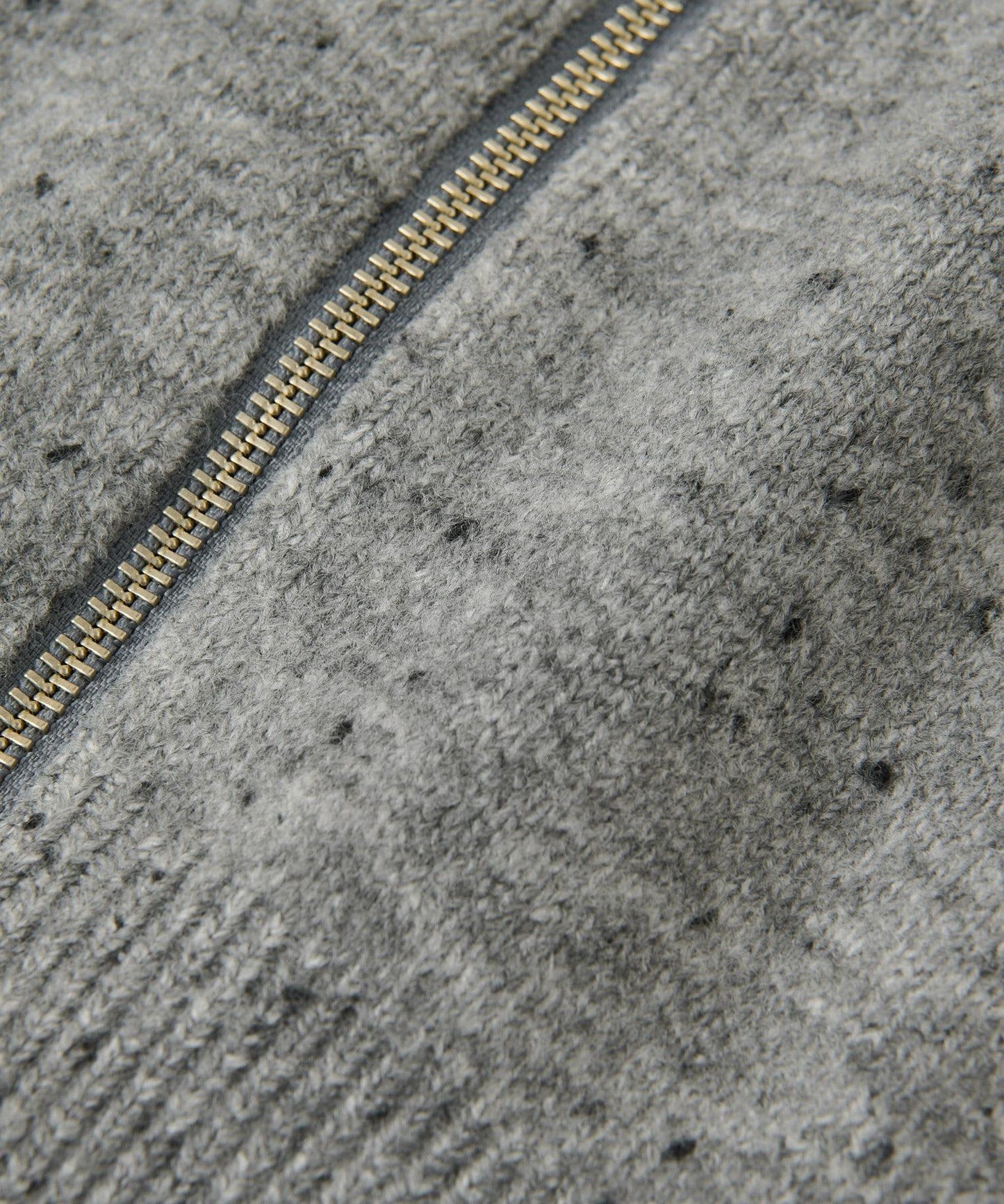 【可當開衫穿的】短款拉鍊針織衫