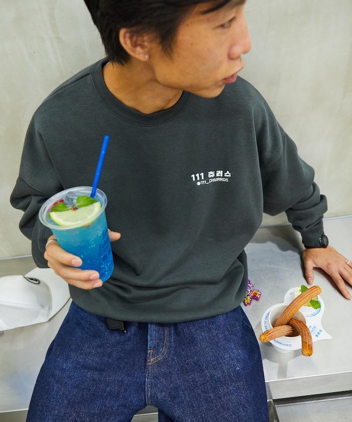 111根麵包條×FREAK'S STORE 大尺寸 後背印花 圓領衛衣
