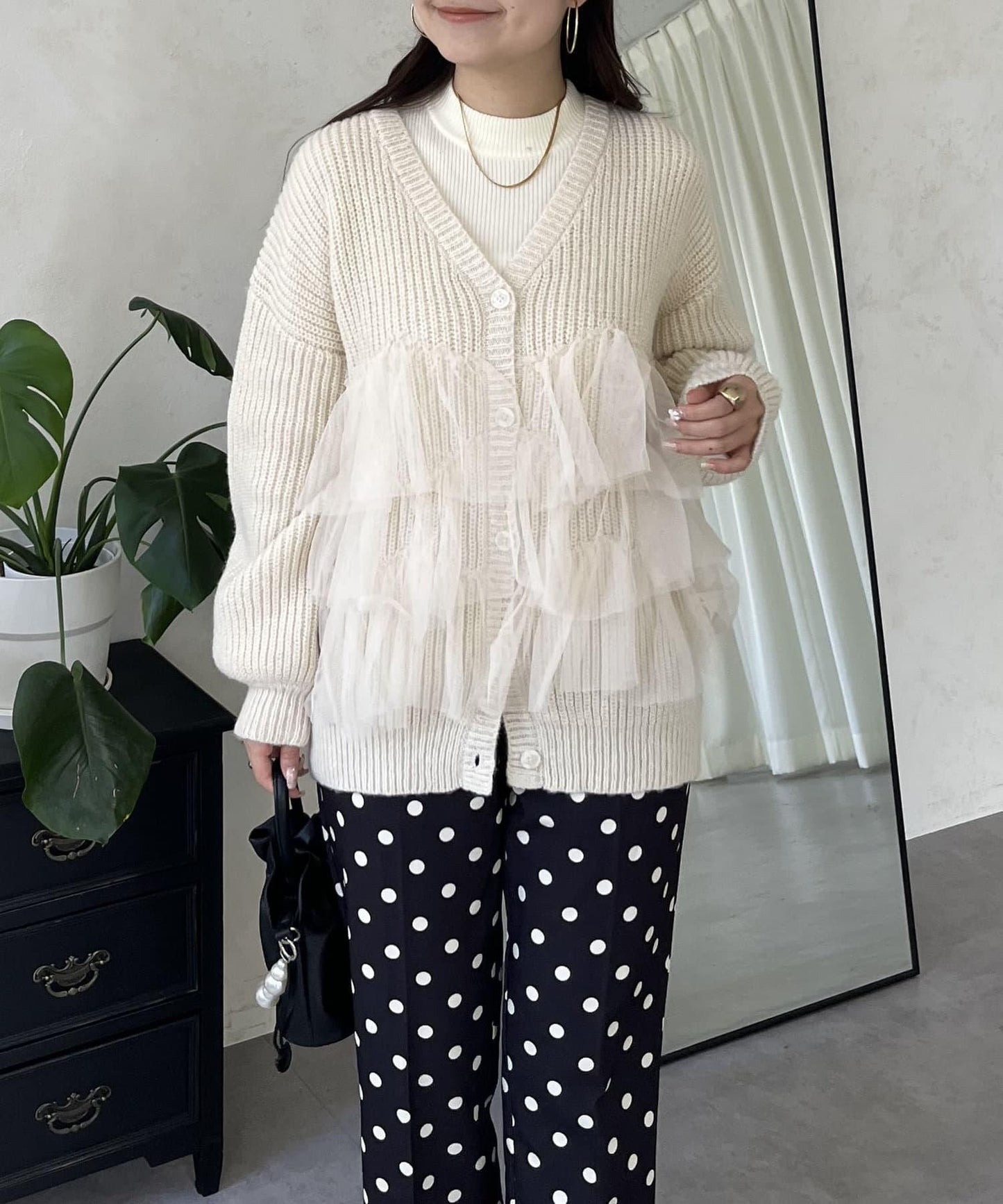 下襬蕾絲針織開衫